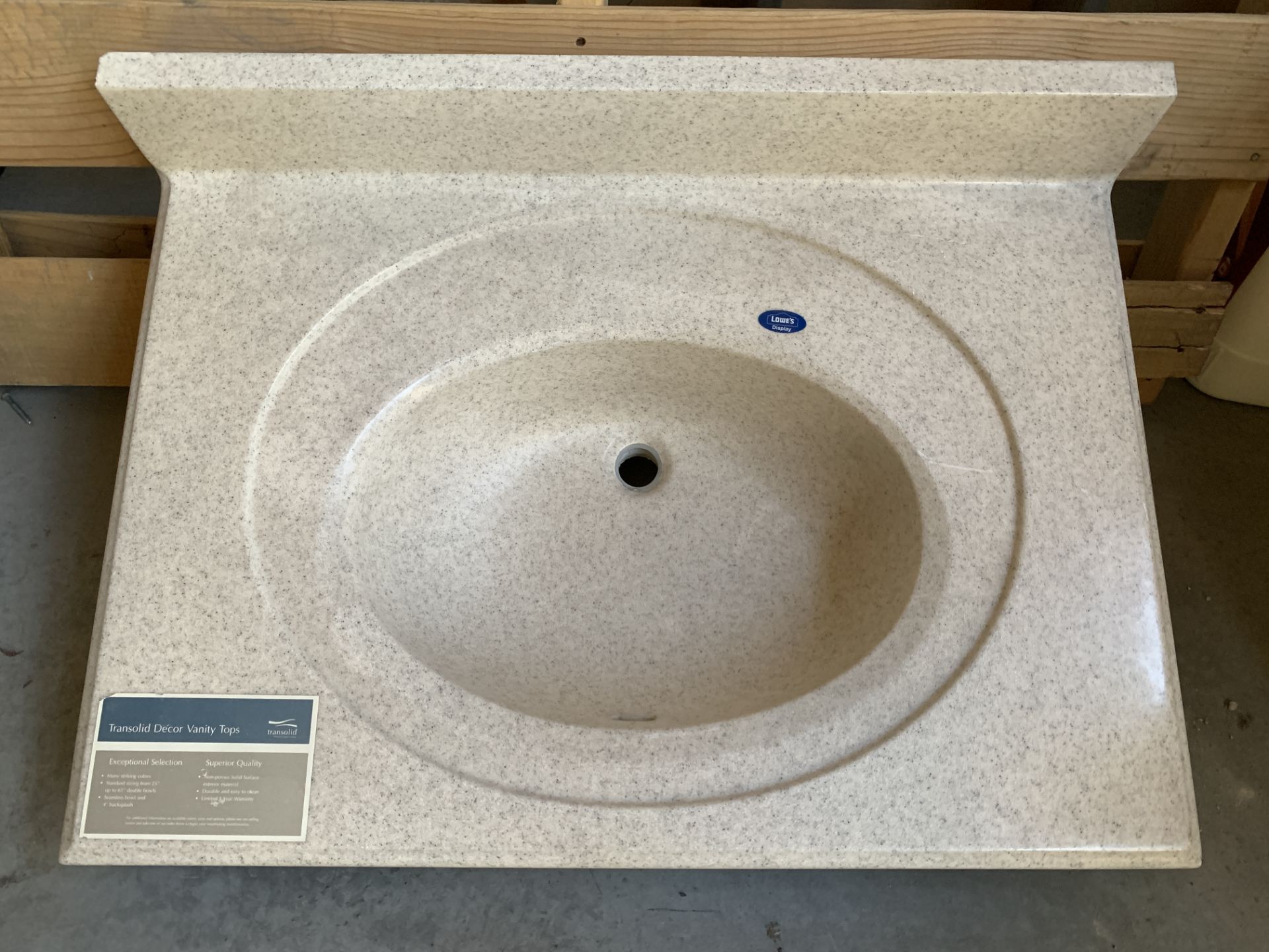 Lowes Transolid Countertop and Sink, Install Ready, 32" x 24"