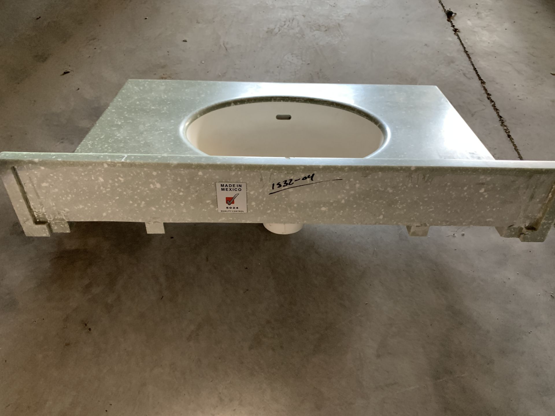 Lowes Quartz Stone Countertop and Sink, Install Ready, 32"x24" - Mint - Image 2 of 4