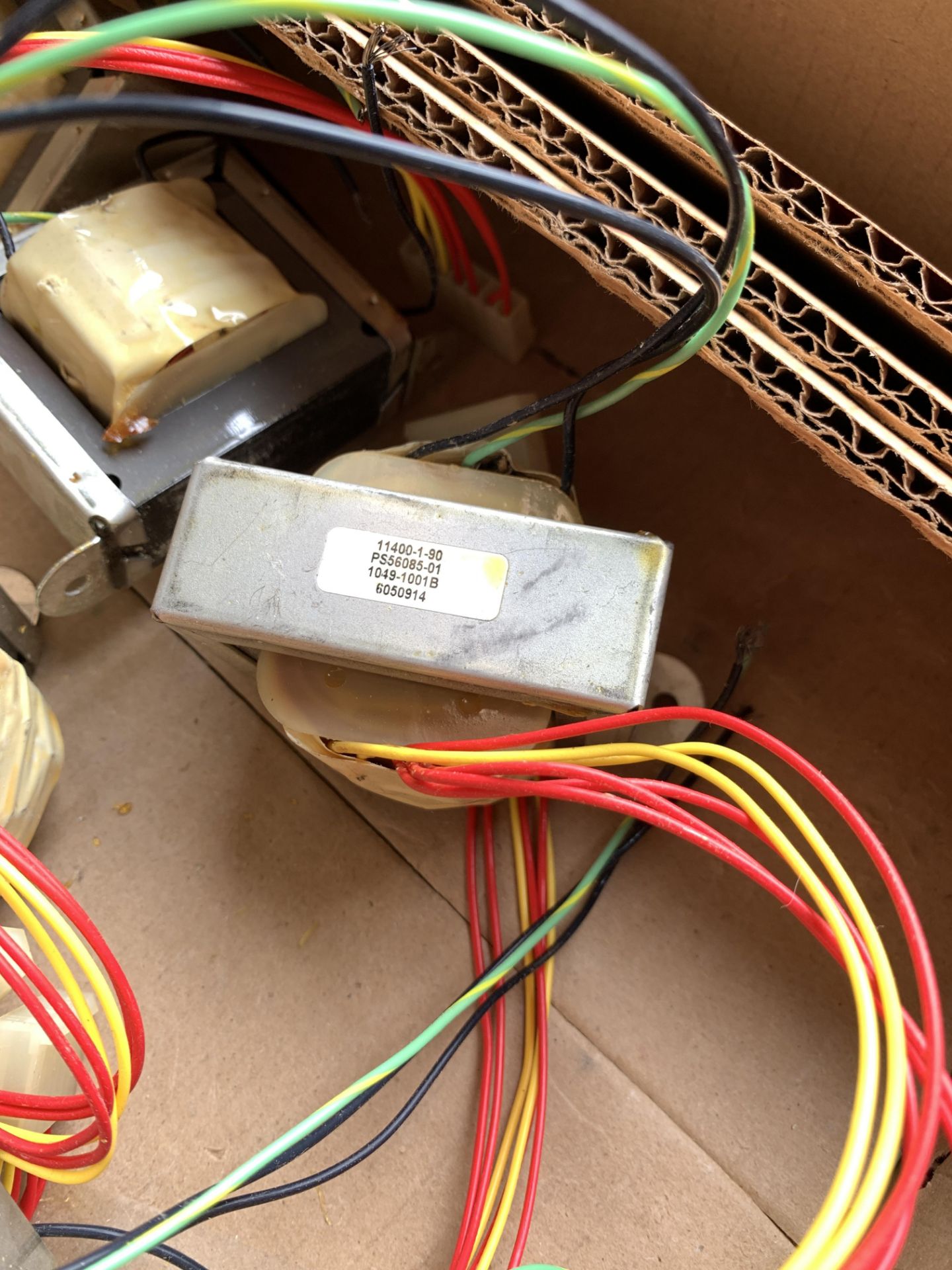 Mixed lot of electrical wiring and components, and Gerrard Corebinder Strap Roll - Image 5 of 6