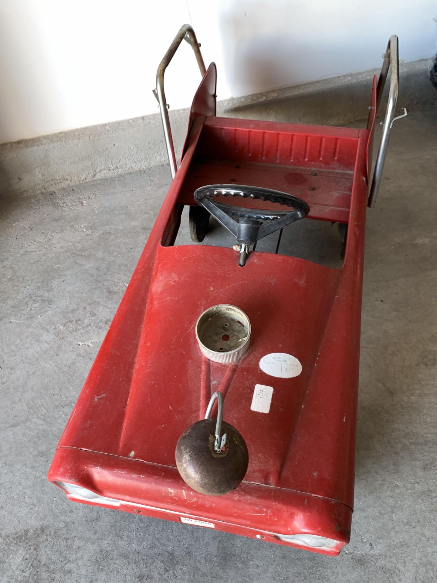 Vintage Fire Engine Truck, Children's Pedal Riding Car, AMF Fire Fighter - Image 3 of 8