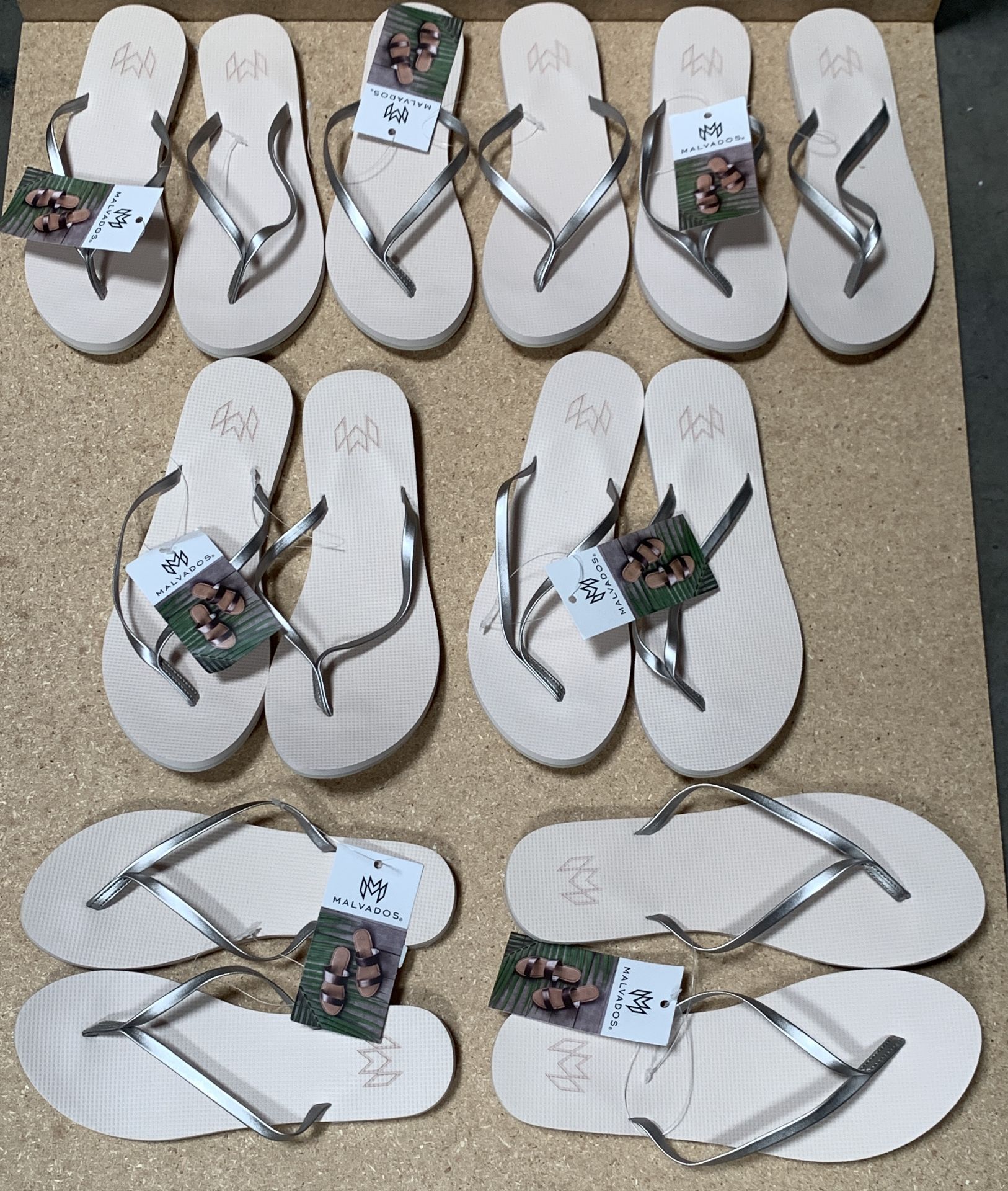 7 Pairs Malvados Flip Flop Sandals, New with Tags, Various Sizes, Lux Wicked (Retail Value $266) - Image 2 of 5