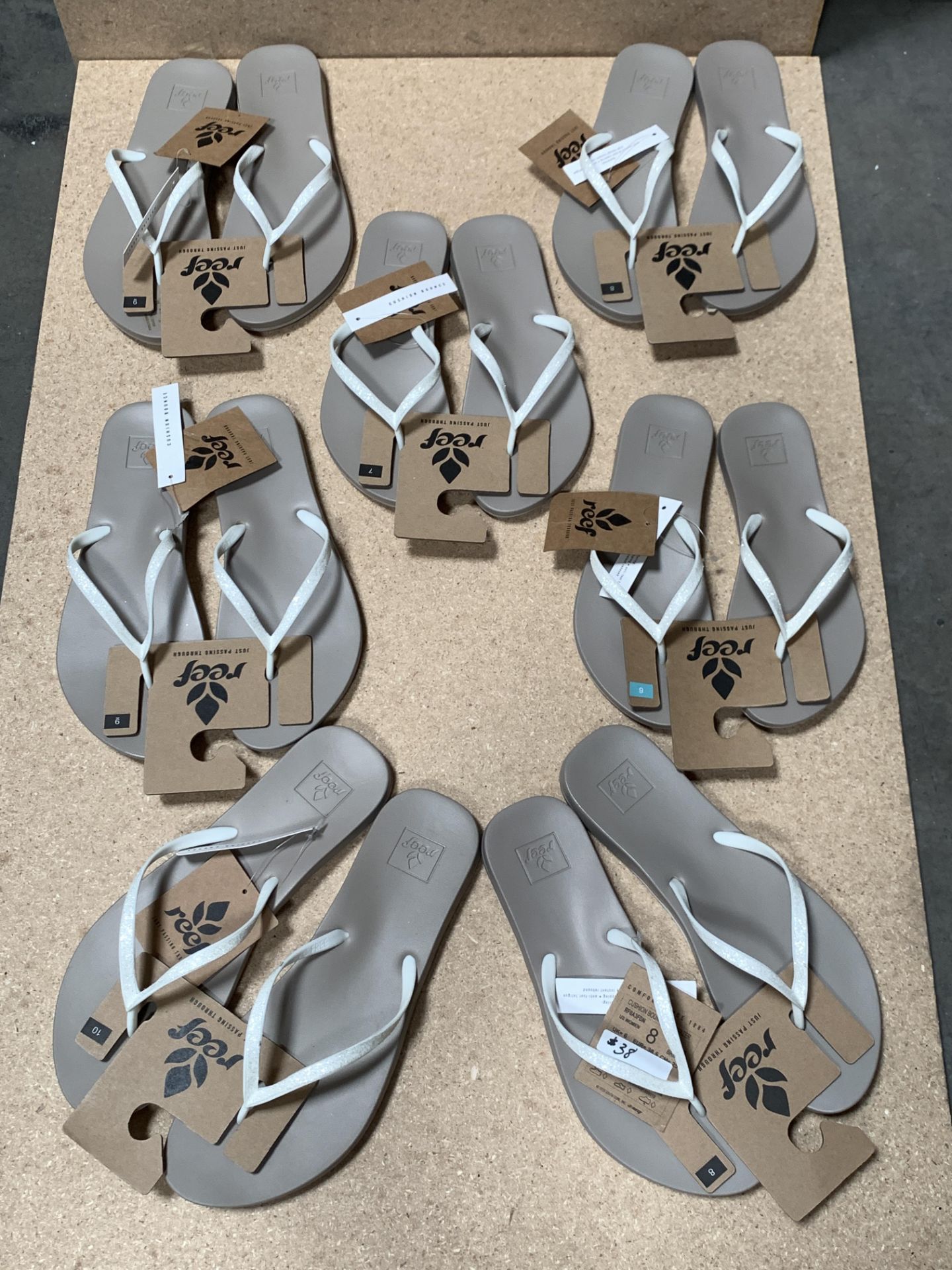 7 Pairs REEF Flip Flop Sandals, Cushion Bounce Stargazer Bridal, New, Various Sizes (Retail $266) - Image 2 of 5