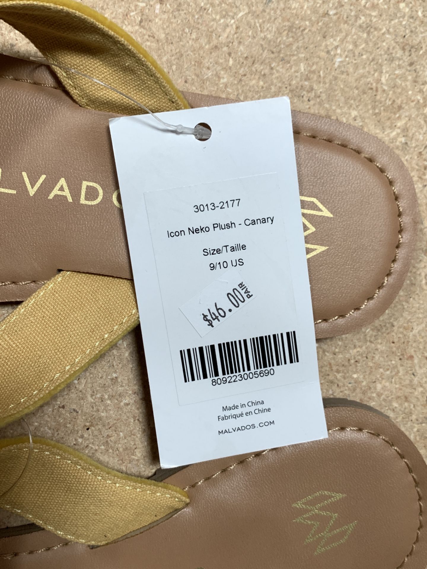 6 Pairs Malvados Flip Flop Sandals, New with Tags, Various Sizes, Icon Neko Plush (Retail $276) - Image 5 of 5