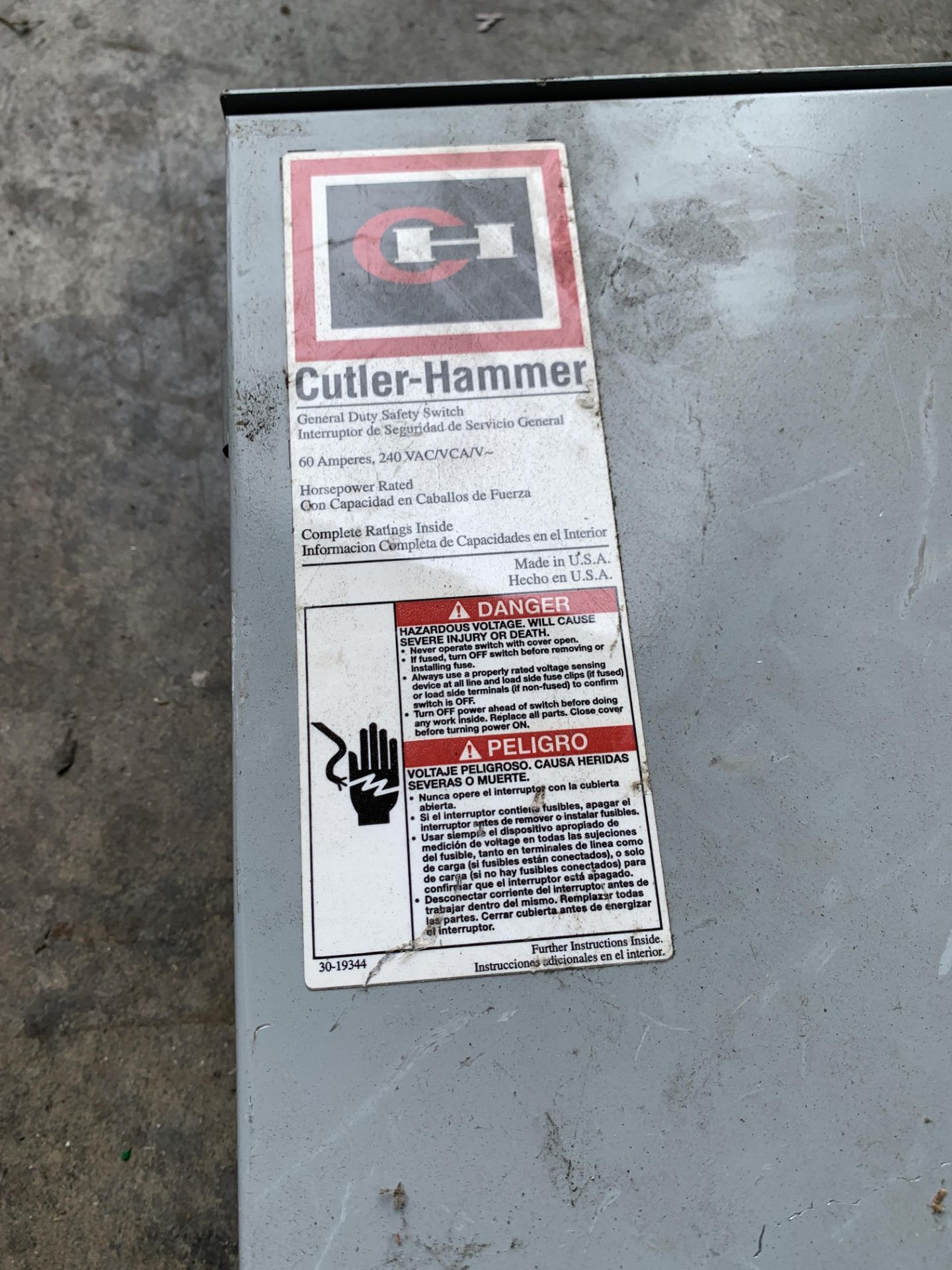 Cutler-Hammer General Duty Safety Switch Electrical Supply Unit, Ship from / pick up in Los Angeles - Image 4 of 5