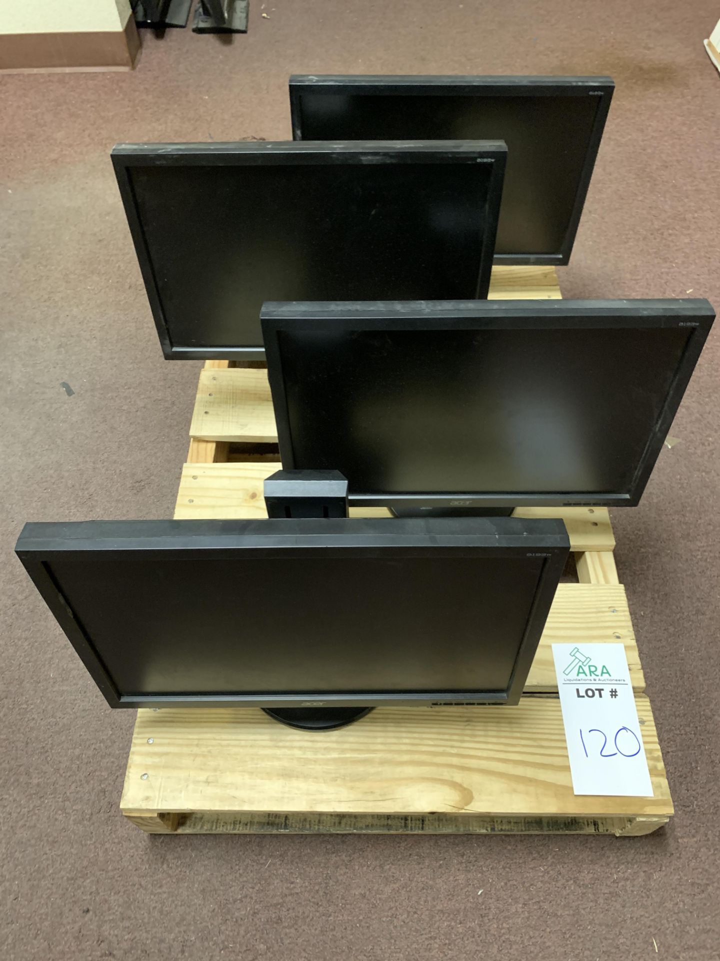4 ACER B193W COMPUTER MONITORS.   ALL ITEMS ARE SOLD AS IS UNTESTED BUT CAME FROM A WORKING - Image 3 of 3