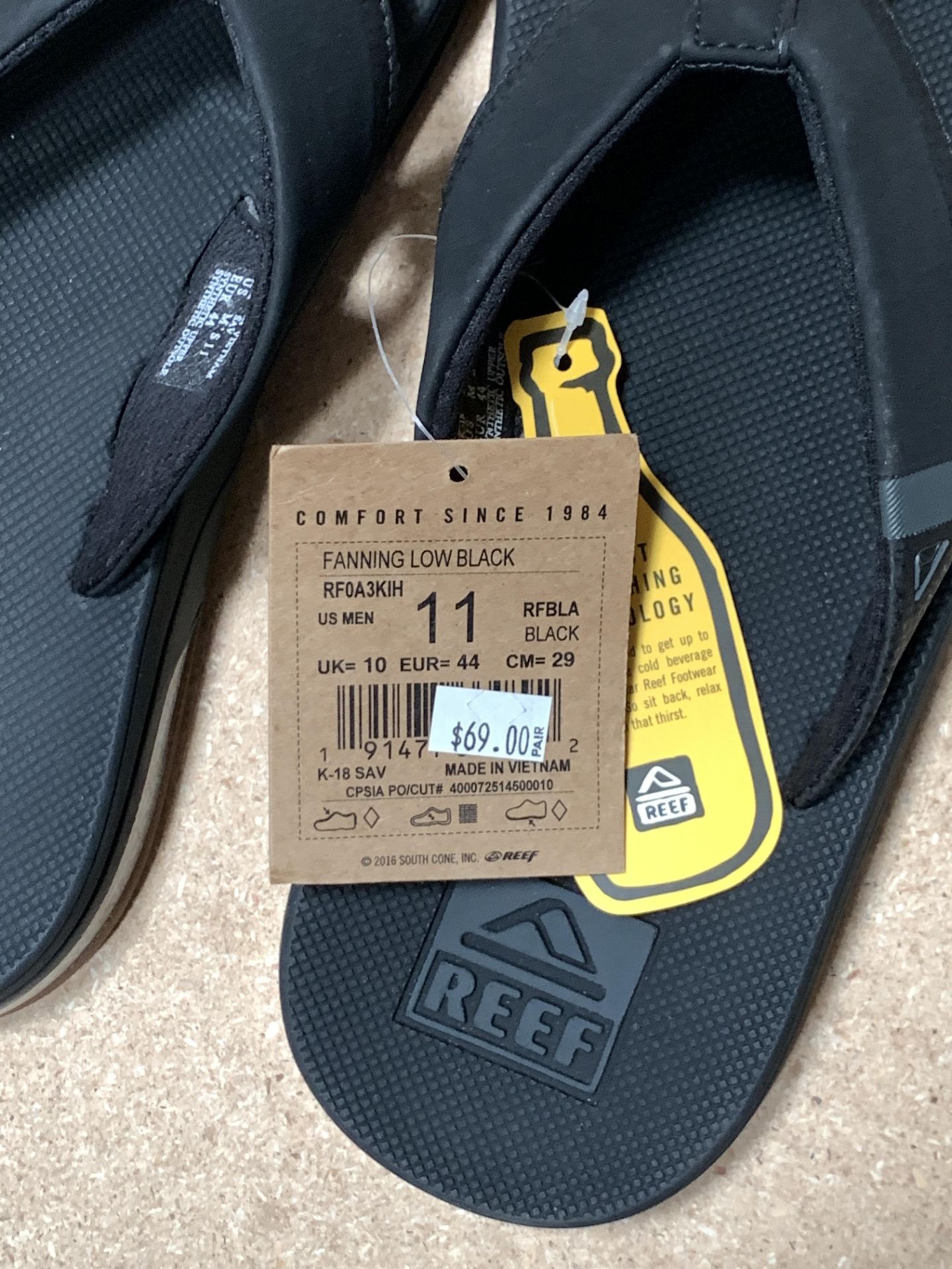 8 Pairs REEF Flip Flop Sandals, New w. Tags, Various Styles and Sizes (Retail $500) - Image 7 of 10