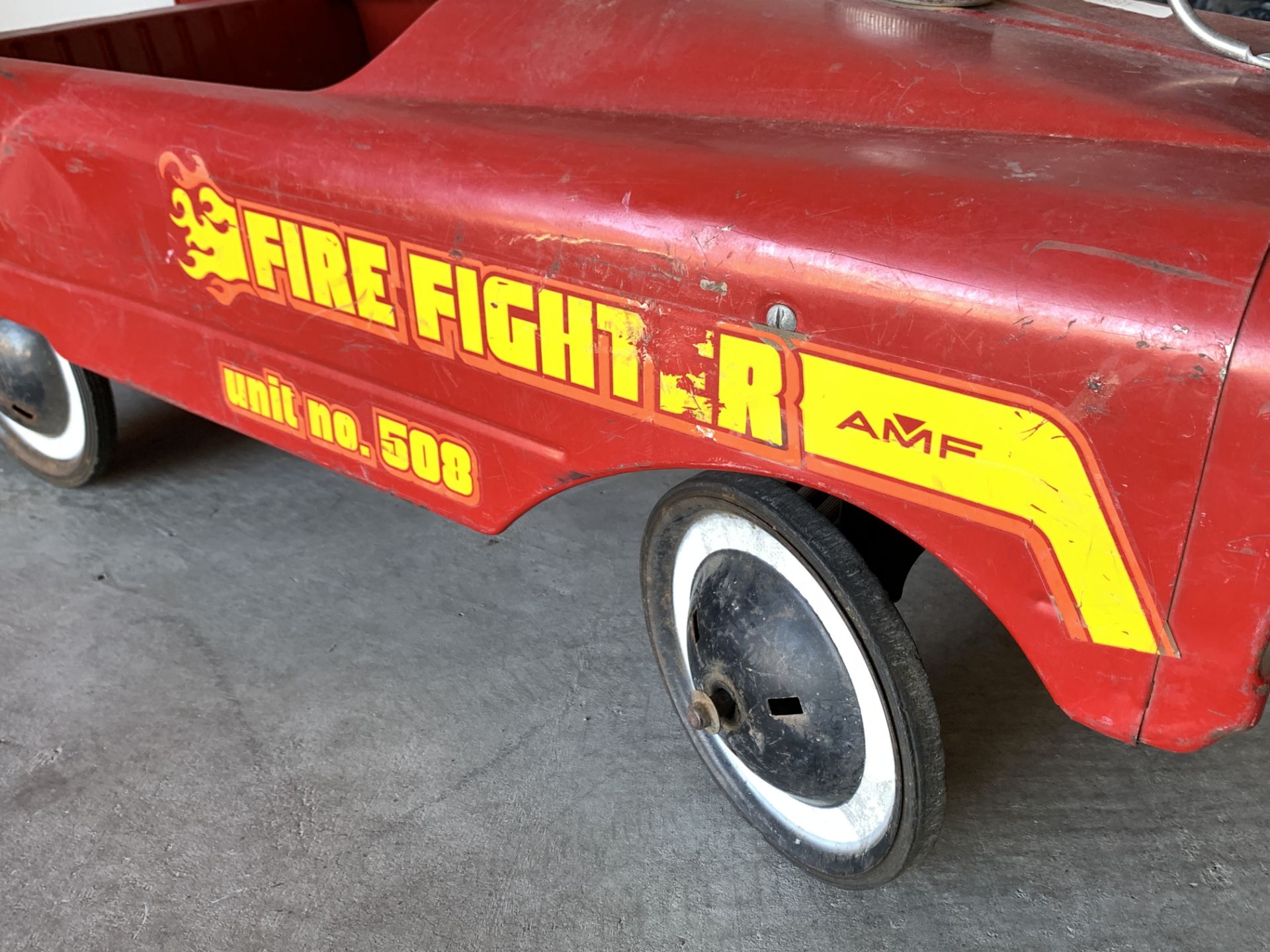 Vintage Fire Engine Truck, Children's Pedal Riding Car, AMF Fire Fighter - Image 7 of 8