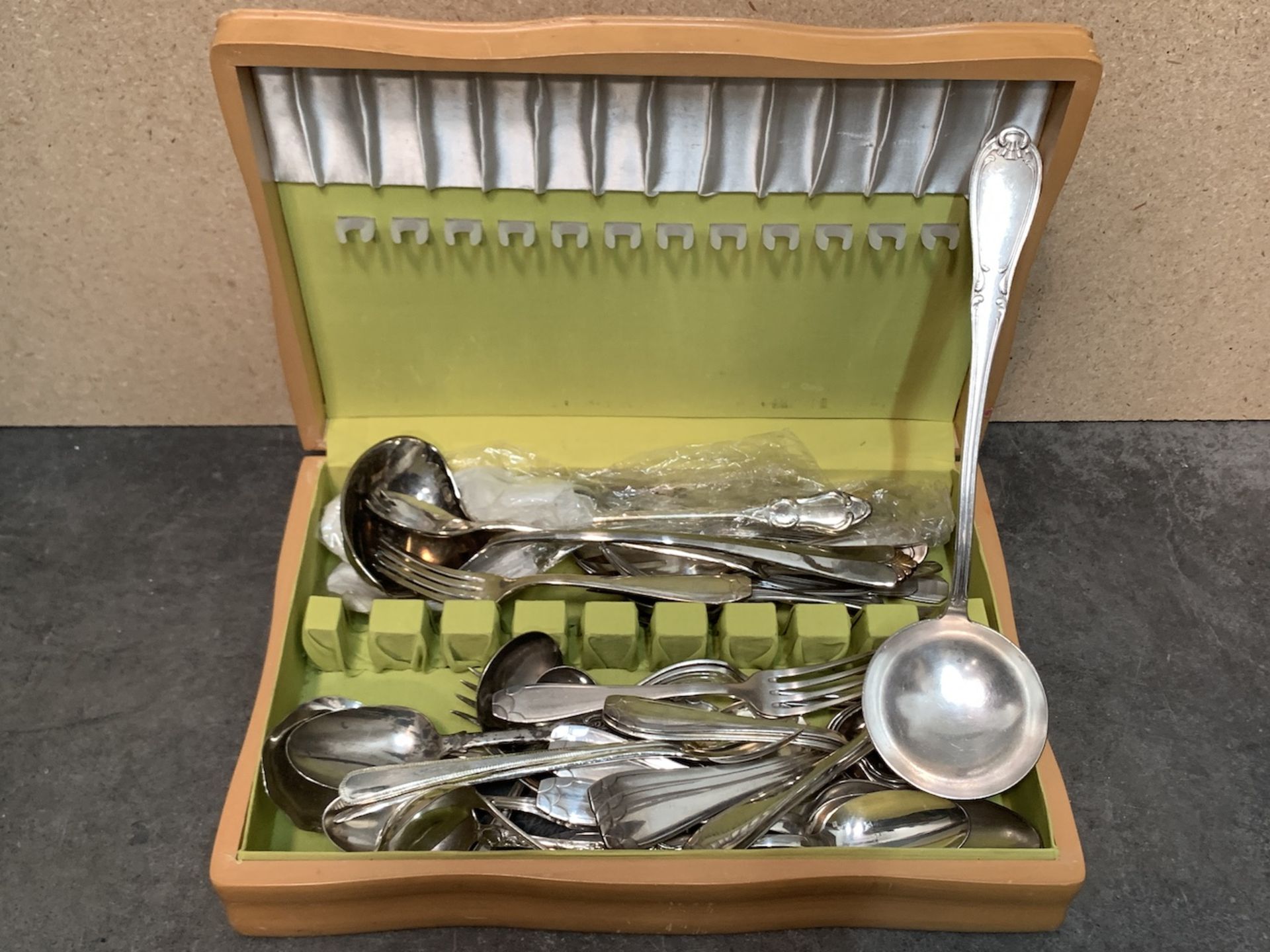 Antique Silverware Set in Light Brown Silverware Chest, Silver-Plated - Image 2 of 4