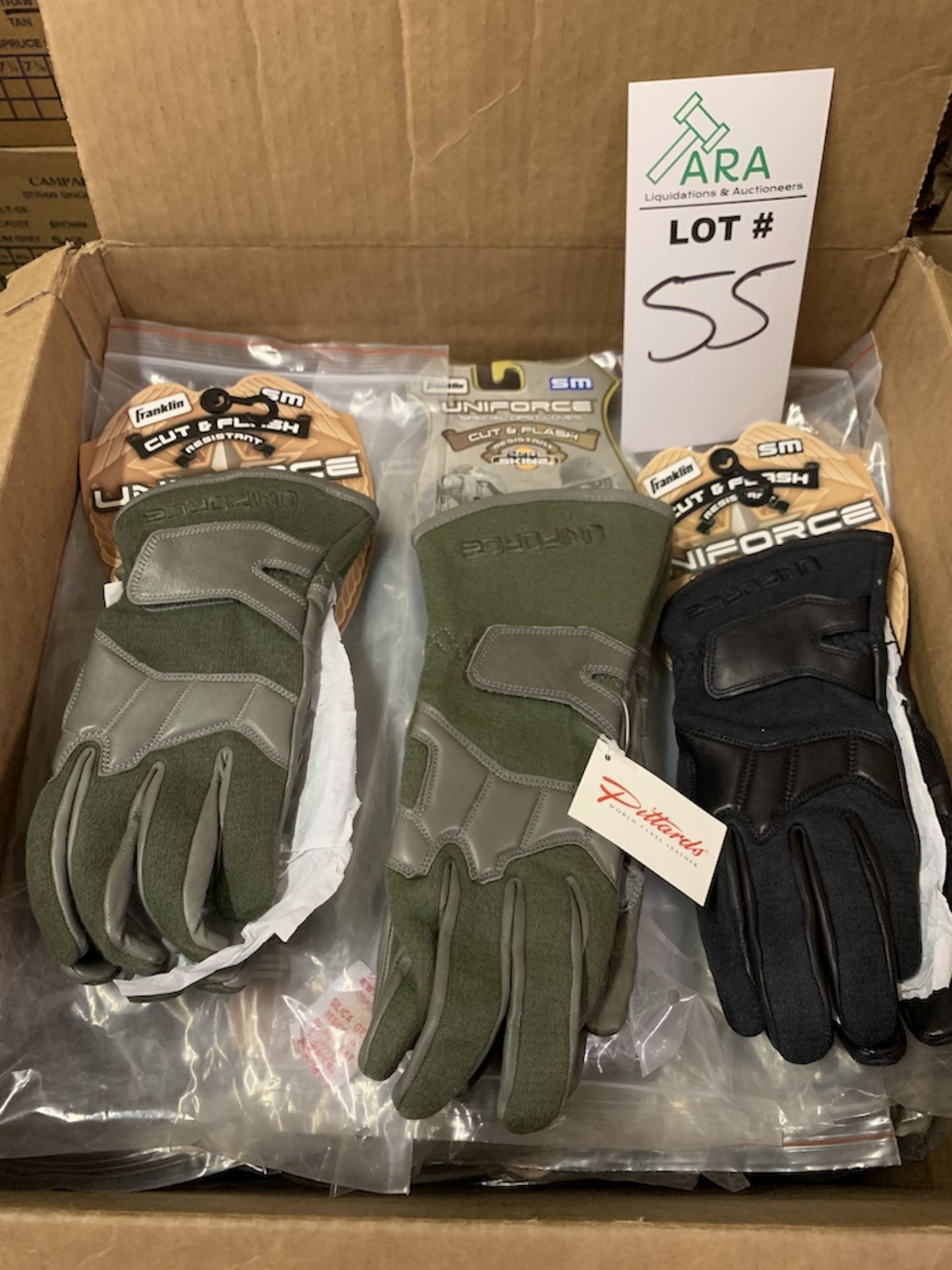 29 Pairs of Franklin Uniforce Gloves, High Performance 2nd Skinz Sml, Three Styles, New in Pack