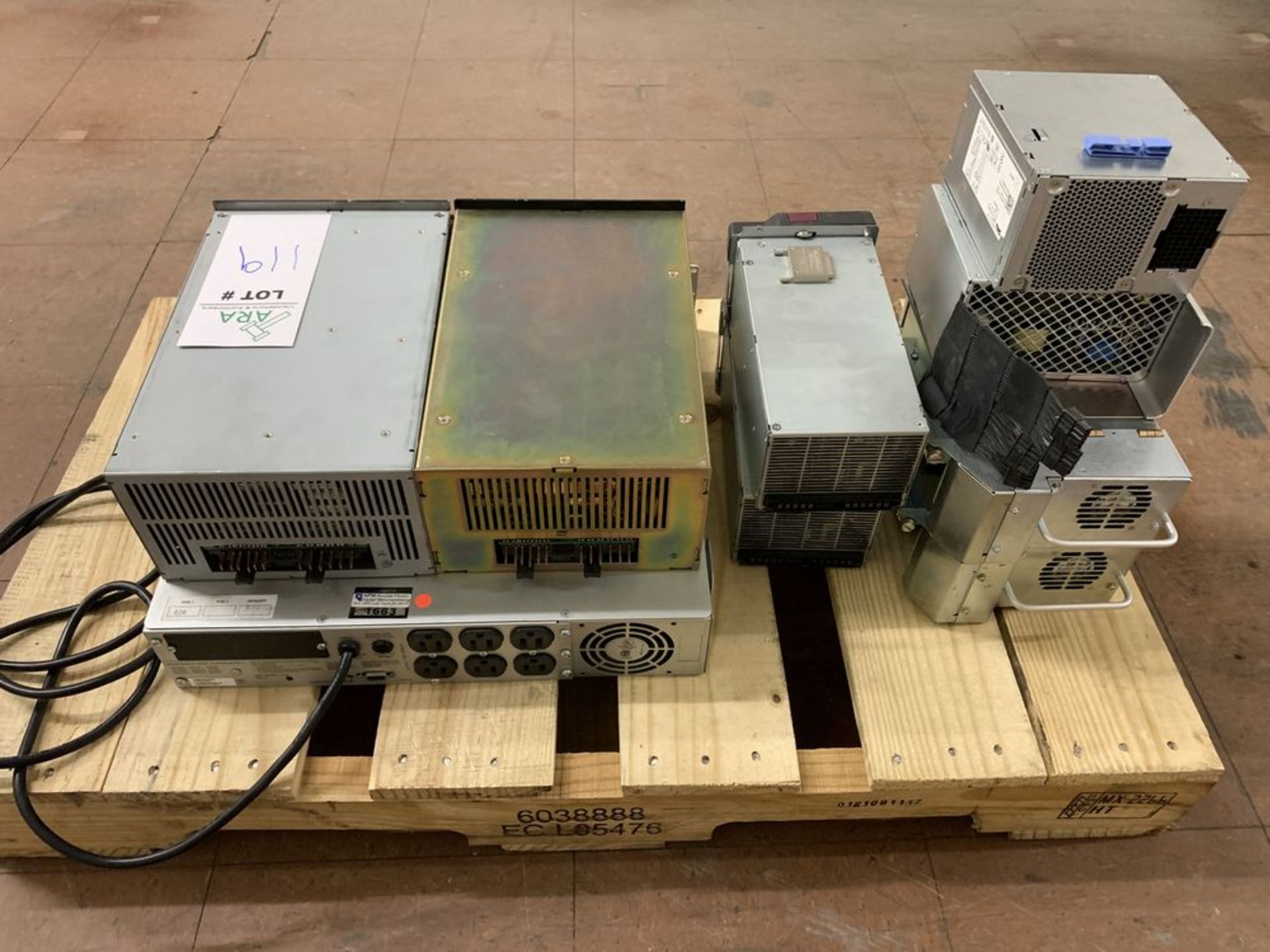 APC BACK-UP POWER UNIT & ASSORTED POWER UNITSALL ITEMS ARE SOLD AS IS UNTESTED BUT CAME FROM A - Image 4 of 6