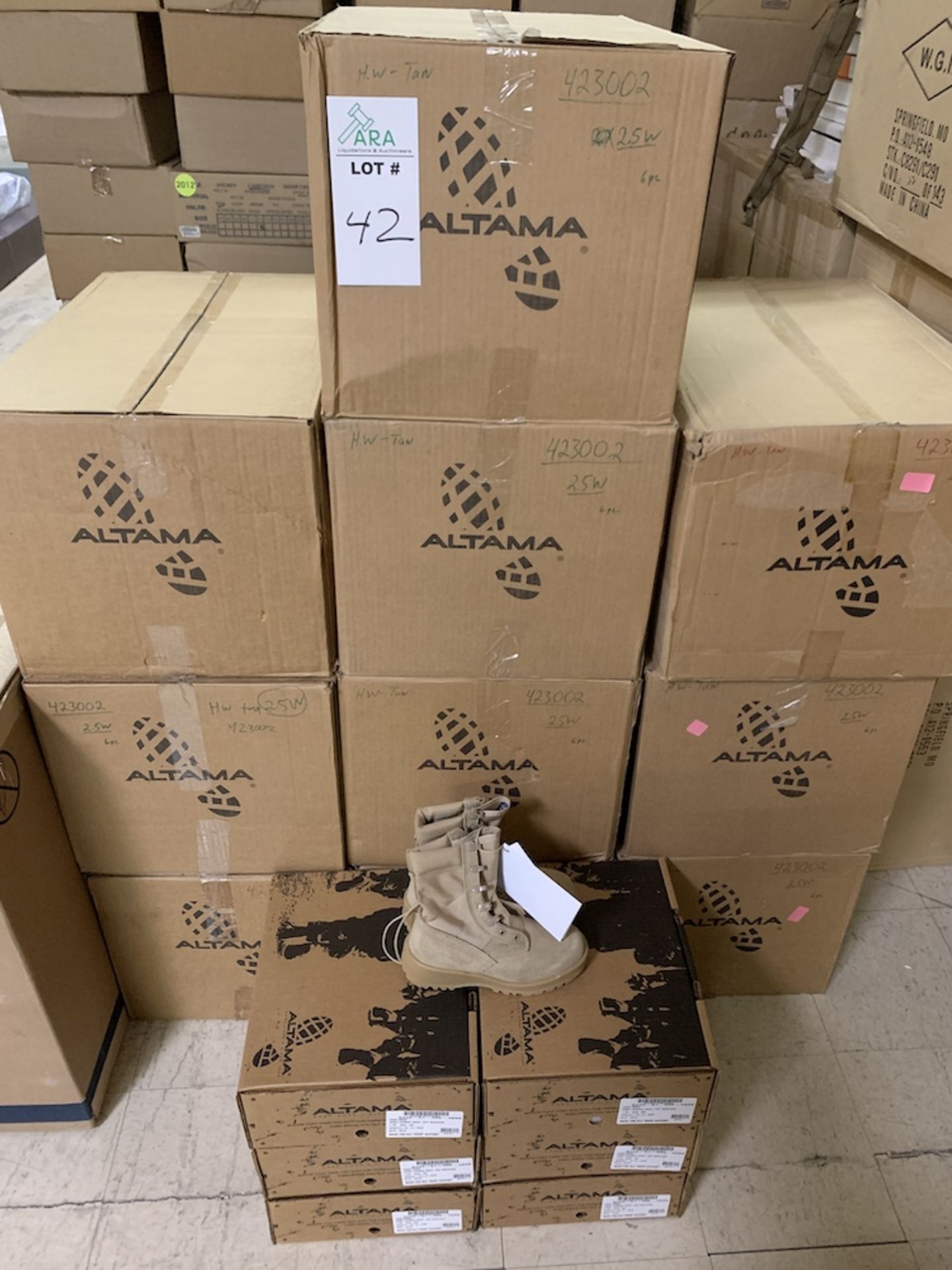 1 Pallet of Altama Army Combat Tan Boots 2B052, 63 Pairs, New in Box, $6,300 Retail. Various Sizes - Image 2 of 4