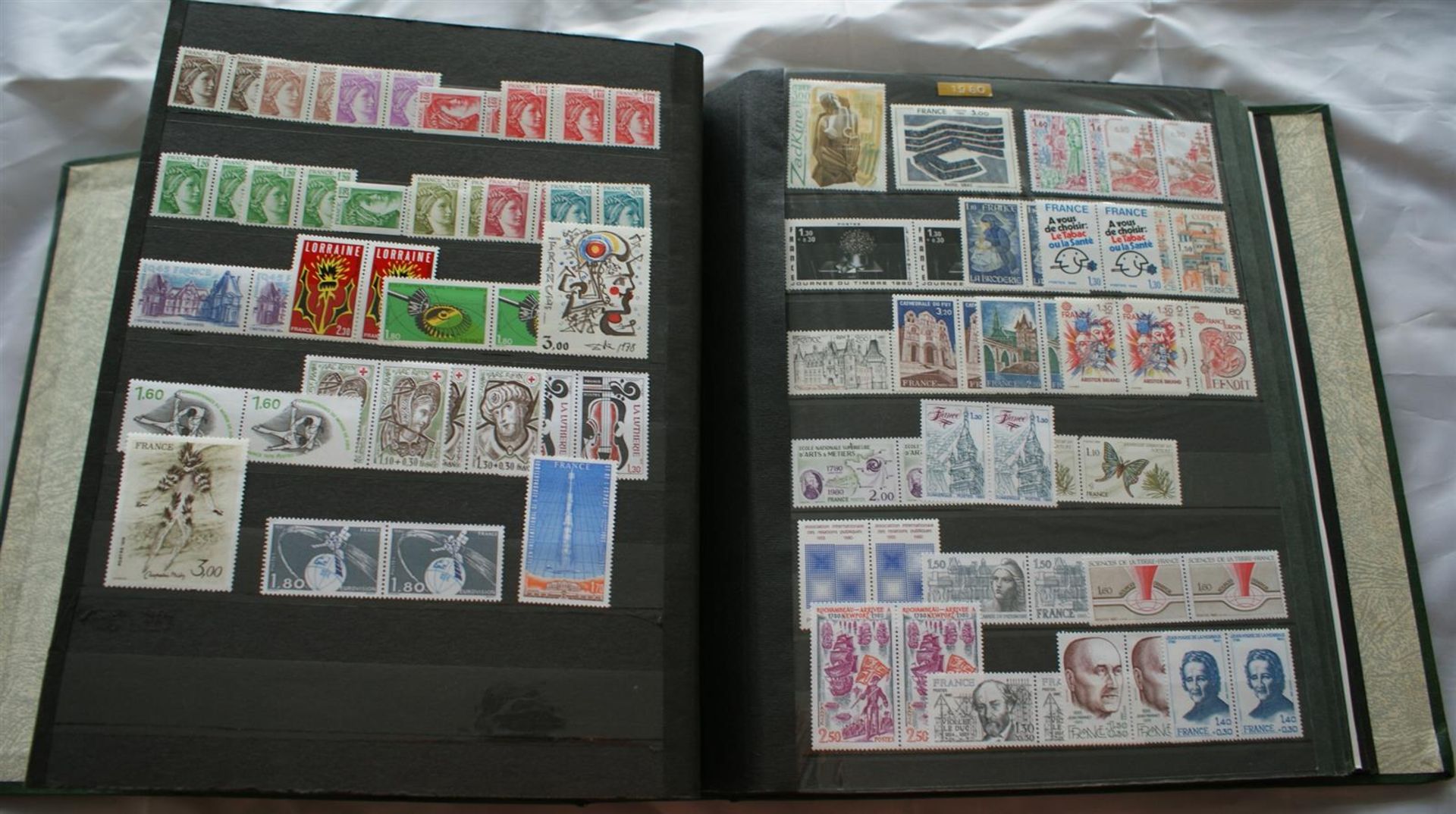 12 albums de TIMBRES de France modernes jusque vers 2006 - divers - double [...] - Bild 3 aus 16