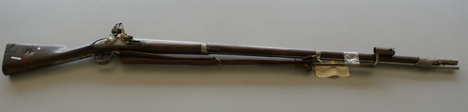 1 FUSIL infanterie modèle 1777 - Manufacture de St Etienne marqué 87 - canon 87 et [...] - Bild 2 aus 4