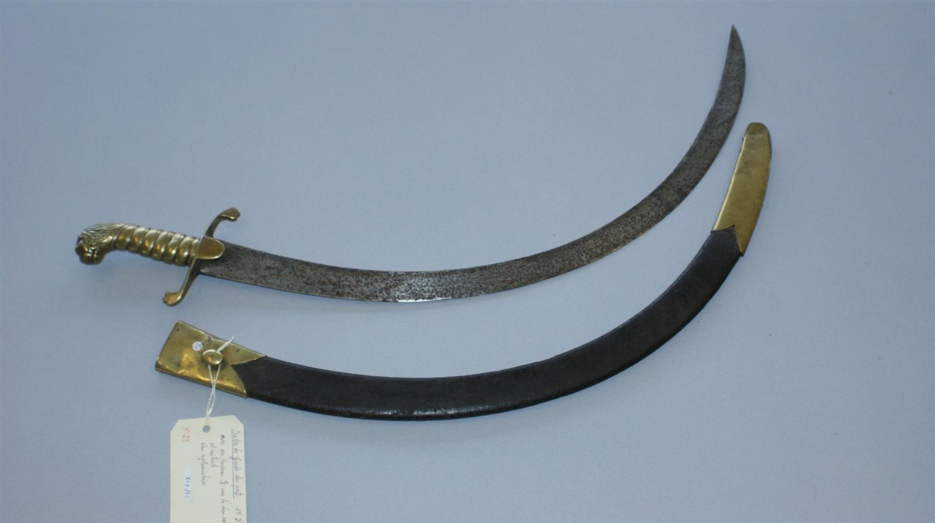 1 SABRE de garde des ports - 1er Empire avec fourreau E.M. courbure très prononcée [...]