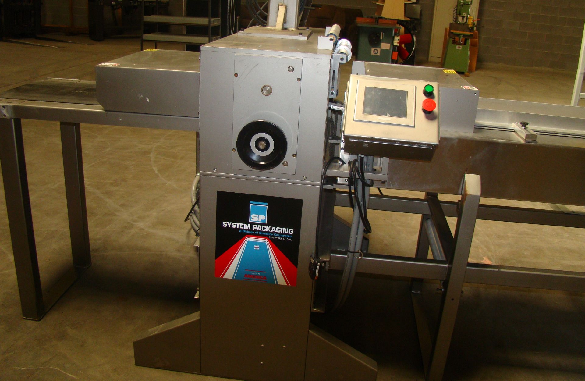 System Packaging Model 9000-18B Double Web Machine