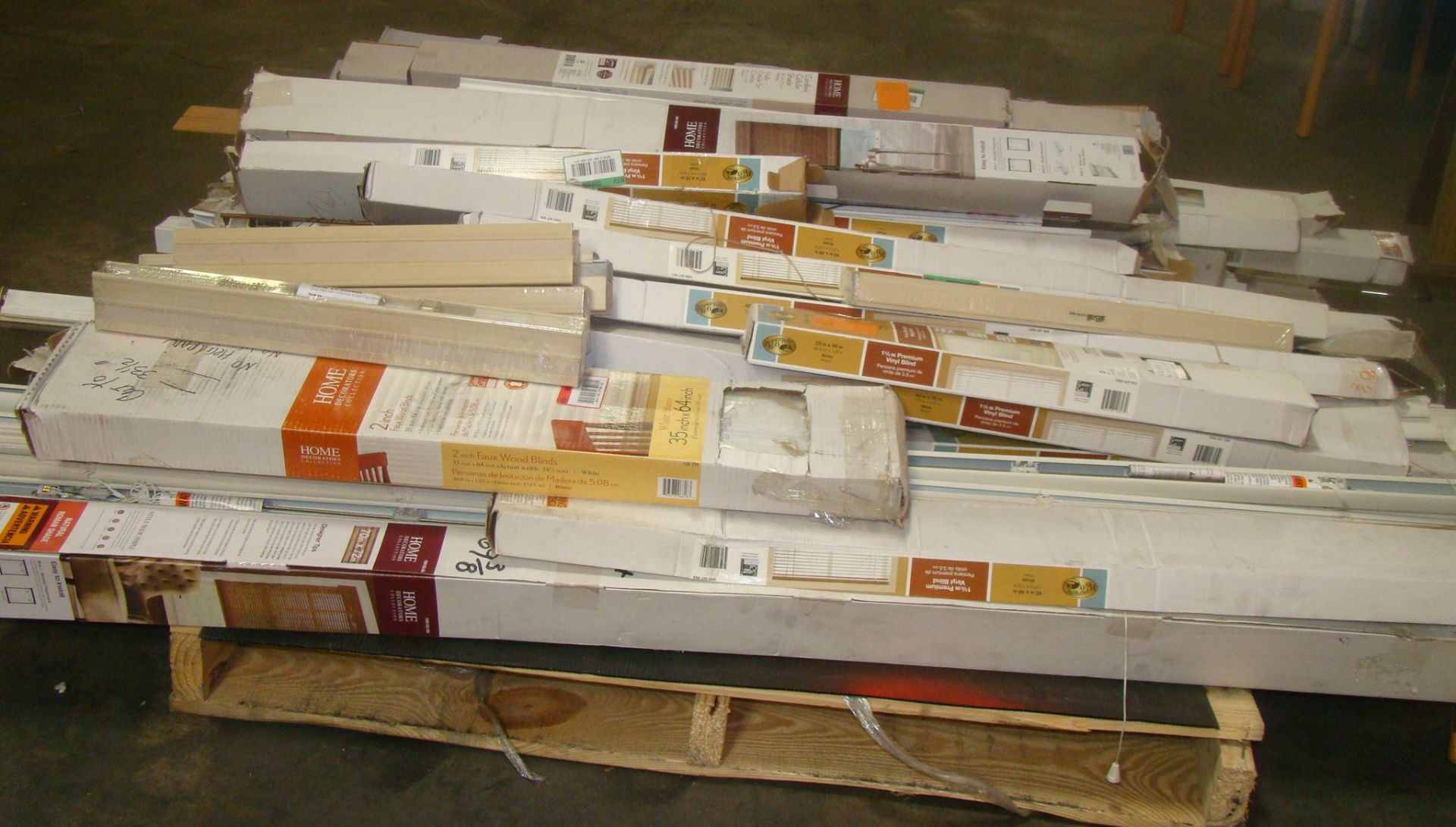 Pallet of Venetian Blinds - Image 3 of 3