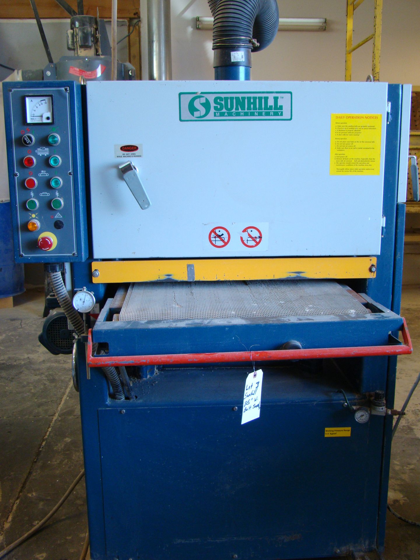 Sunhill SDS-25 Wide Belt Sander, 1-Head, 25" width cap. - Combination head with a 4" rubber covered,