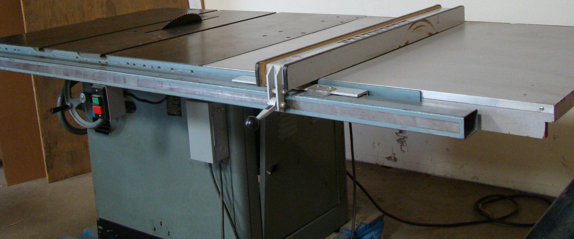 Rockwell 12"-14" Tilting /Arbor Table Saw 50" Biesemeyer Rails & Fence Model 12/14; 7.5HP 230/460 - Image 6 of 6