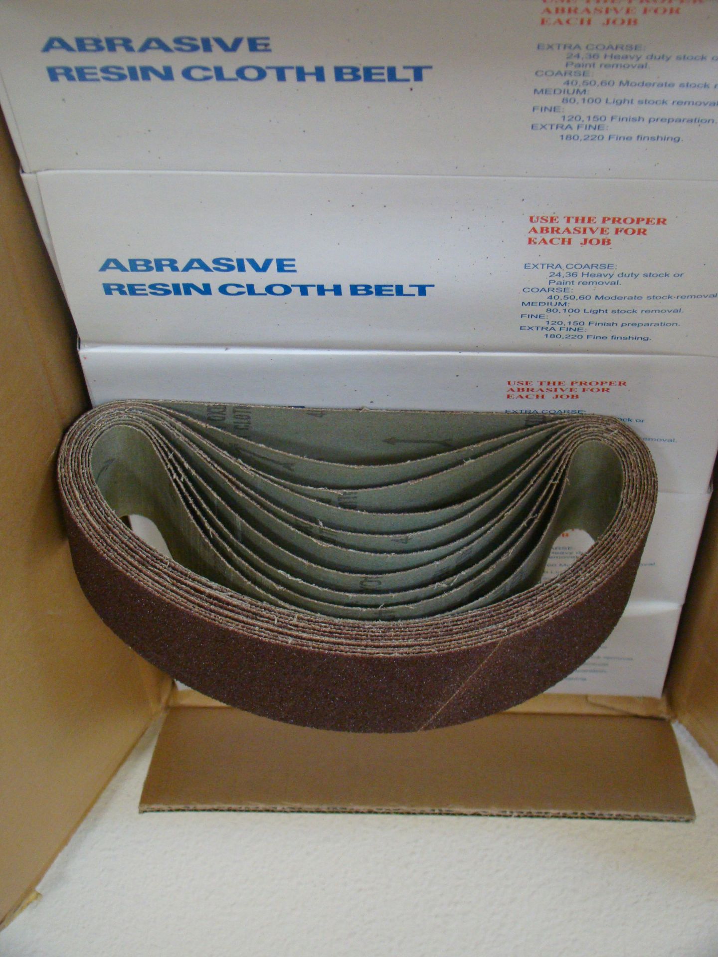 500 - Aluminum Oxide Abrasive Belts 3"x 24" 40 grit (100 per box) 5 boxes
