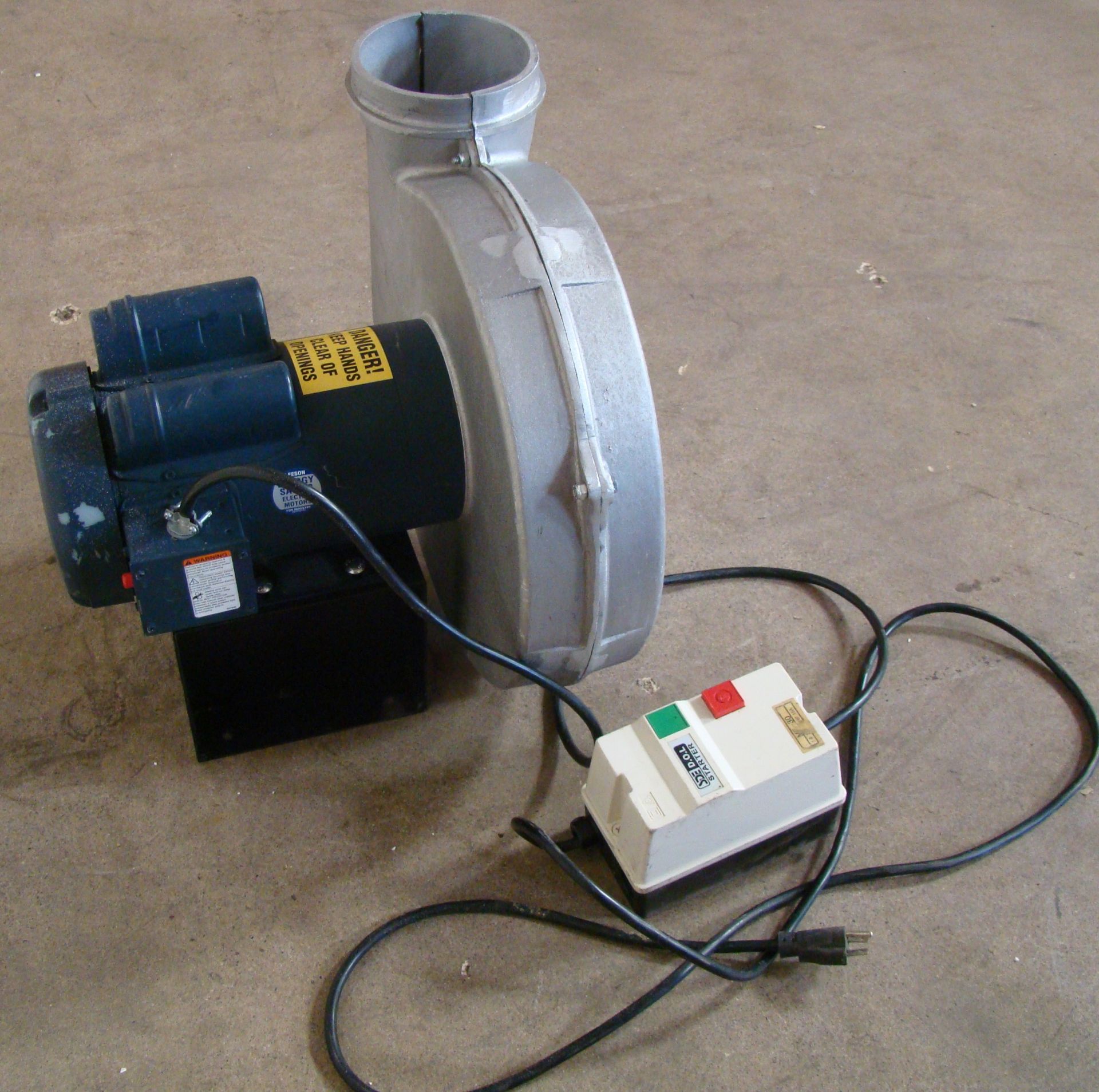 Leeson Dust Collector/Exhaust Fan Model P145K34FK4E 3HP 230 Volt