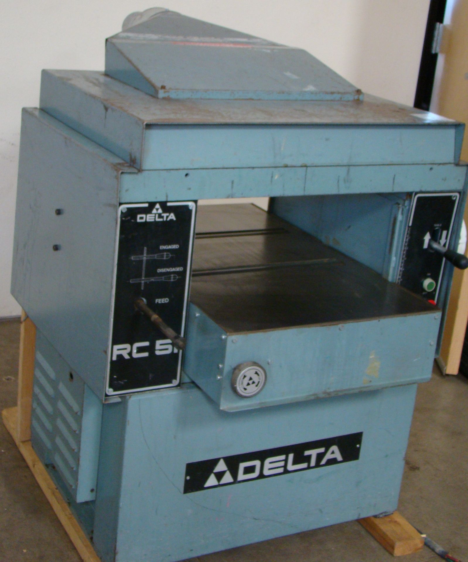 Delta RC51 20" Wood Planer Model #22-460 7-1/2" HP 230/460 Volt 3PH - Image 6 of 8