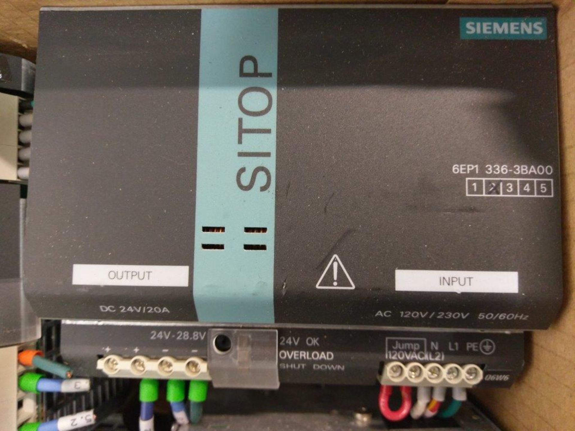 Lot of 4 Siemens SITOP Power Supply Model 1P 6EP1336-3BA00 - Image 3 of 3