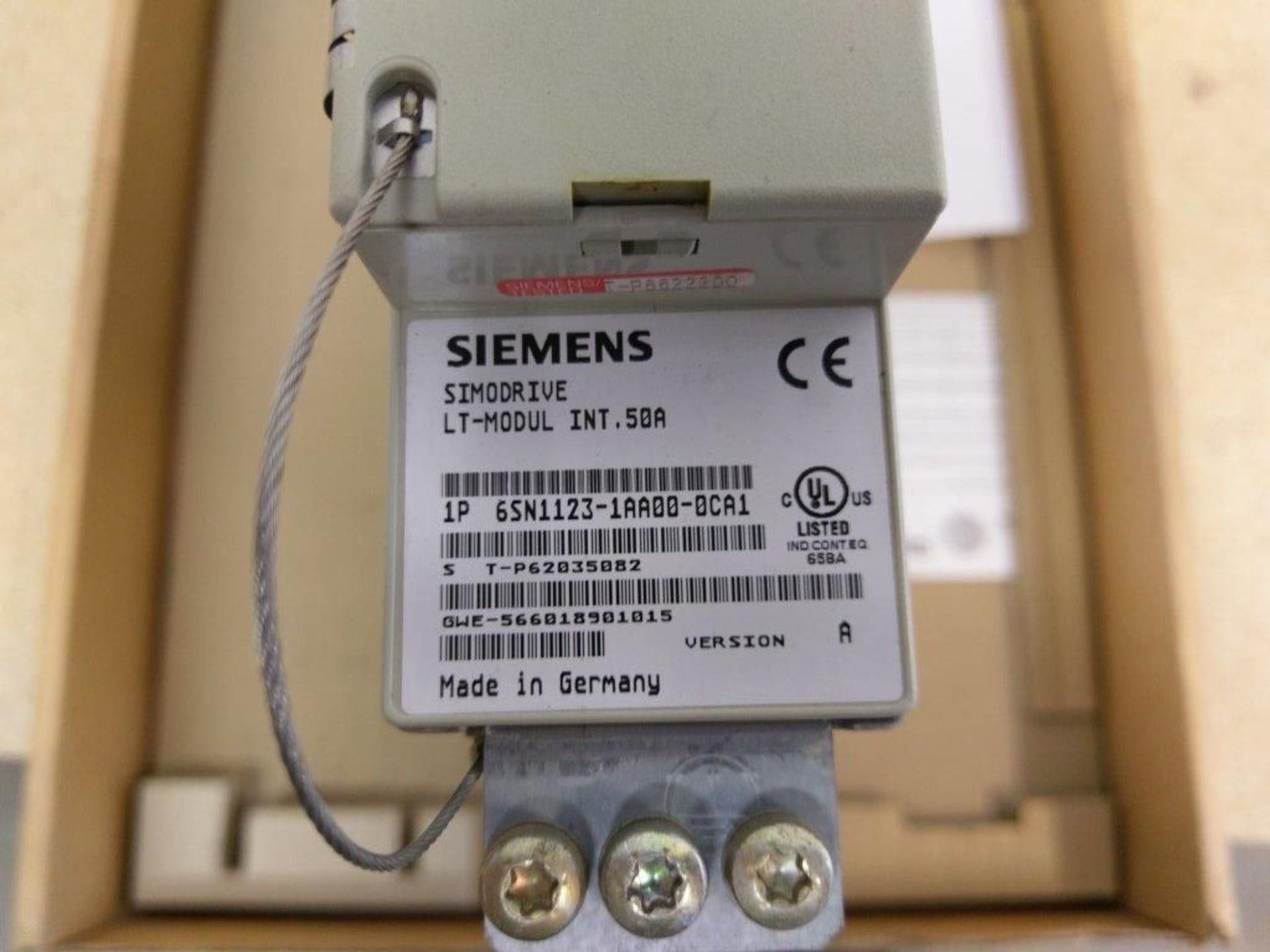 Siemens Simodrive 611 Model # 6SN1123-1AA00-0CA1 - Image 3 of 3