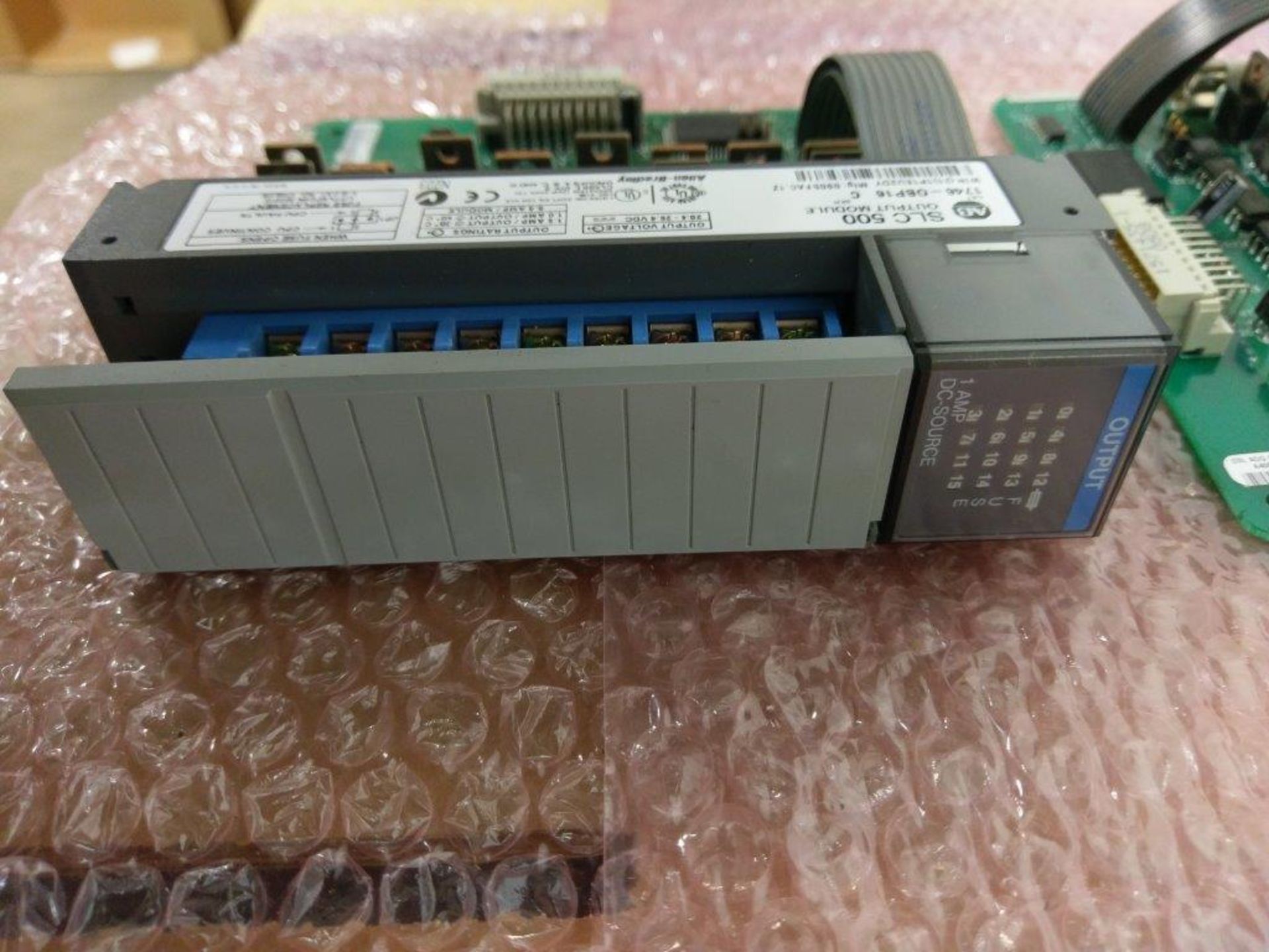 Lot of 4 Allen Bradley SLC500 Output Module Cat# 1746-OBP16 - Image 3 of 3