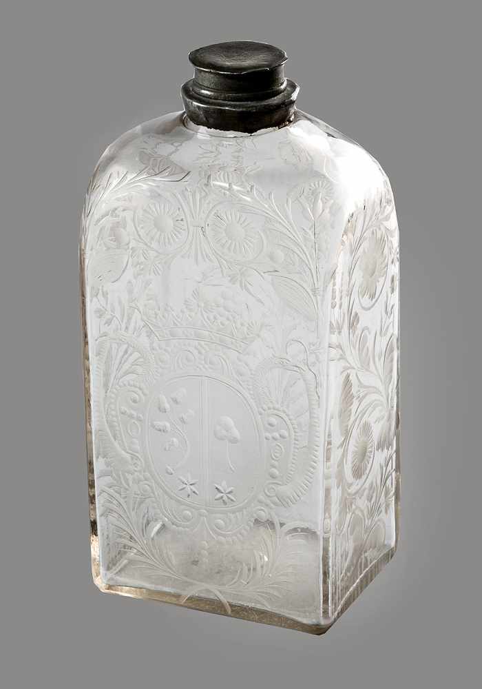 Saxonian glass FlaskSaxonian glass flask, canted shape, transparent with pewter scrweable plug, on