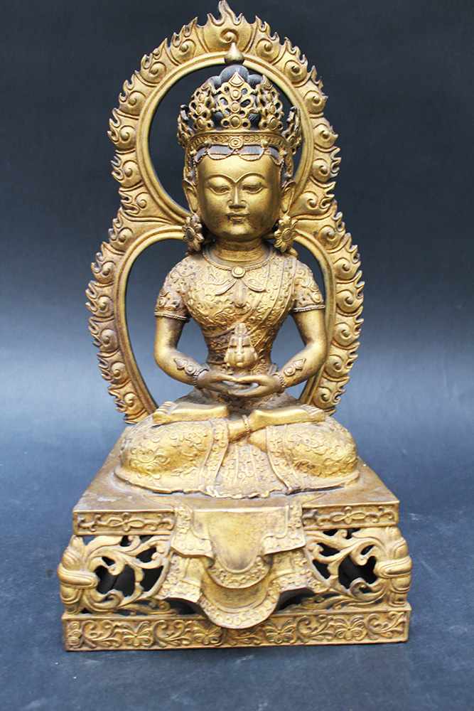 Guanyin, Bronze gilded, Qing Dynasty30cmThis is a timed auction on our German portal lot-tissimo.