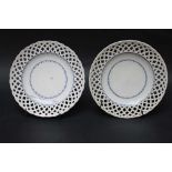 Two Vienna porcelain dishes, 19.century20cmThis is a timed auction on our German portal lot-