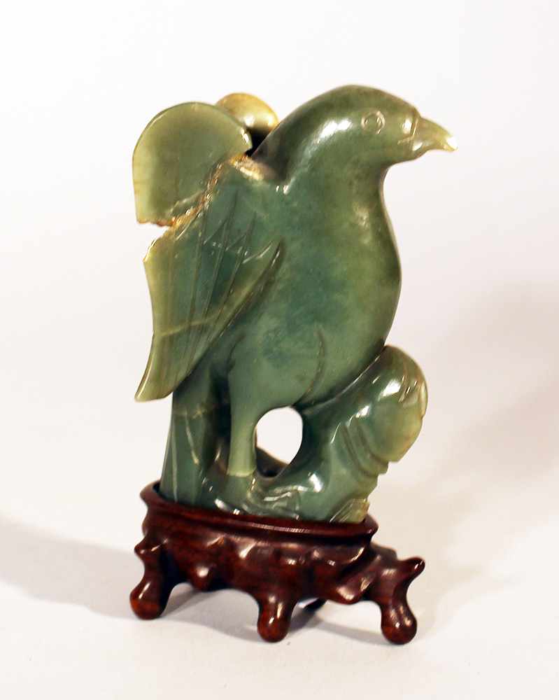 Jade Bird,sculpted, damages, Qing Dynasty10cmThis is a timed auction on our German portal lot- - Image 2 of 3