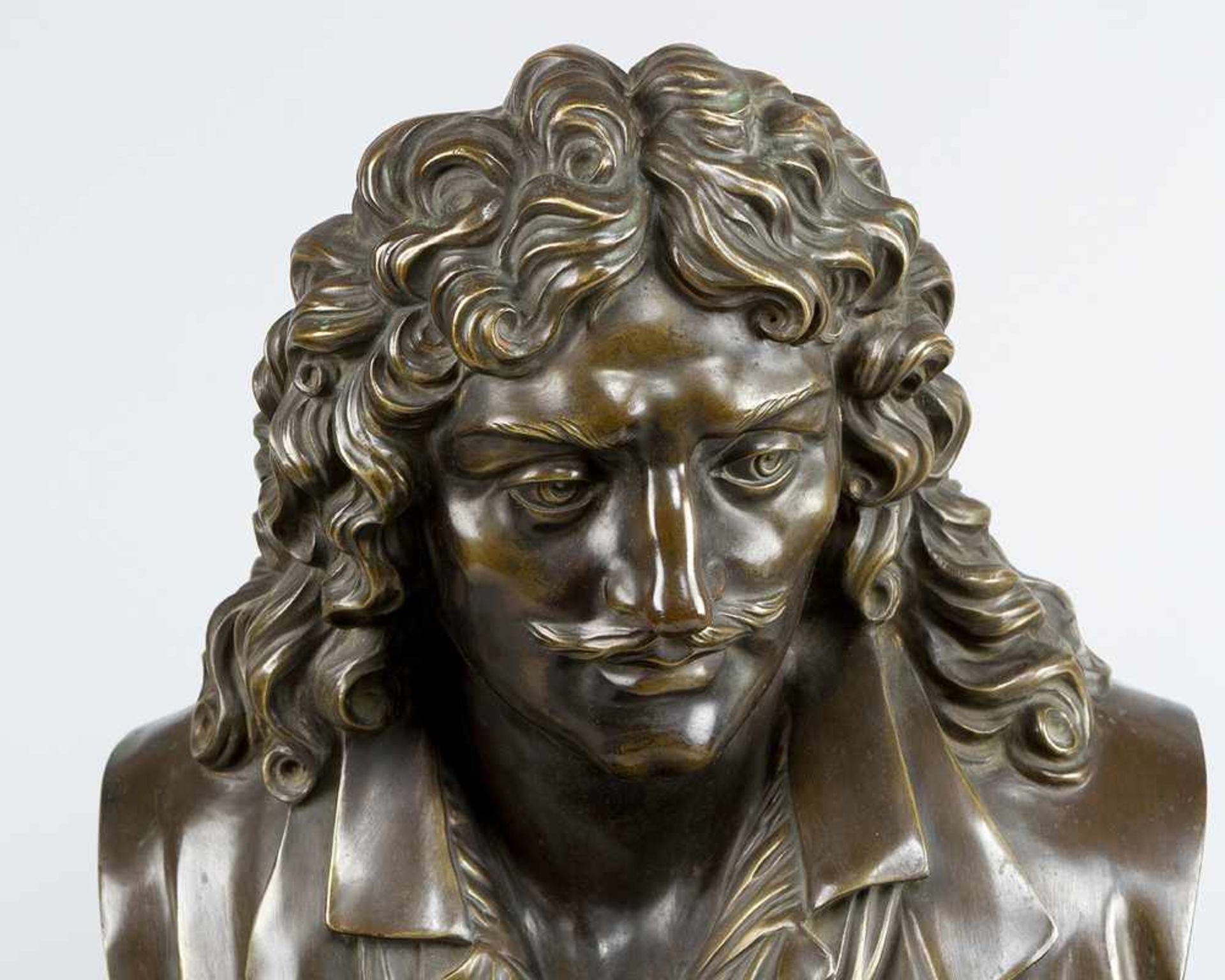 Bronze Bust,Moliere (1622-1673), wooden base with marble, 19. century50 cmThis is a timed auction on - Bild 2 aus 3