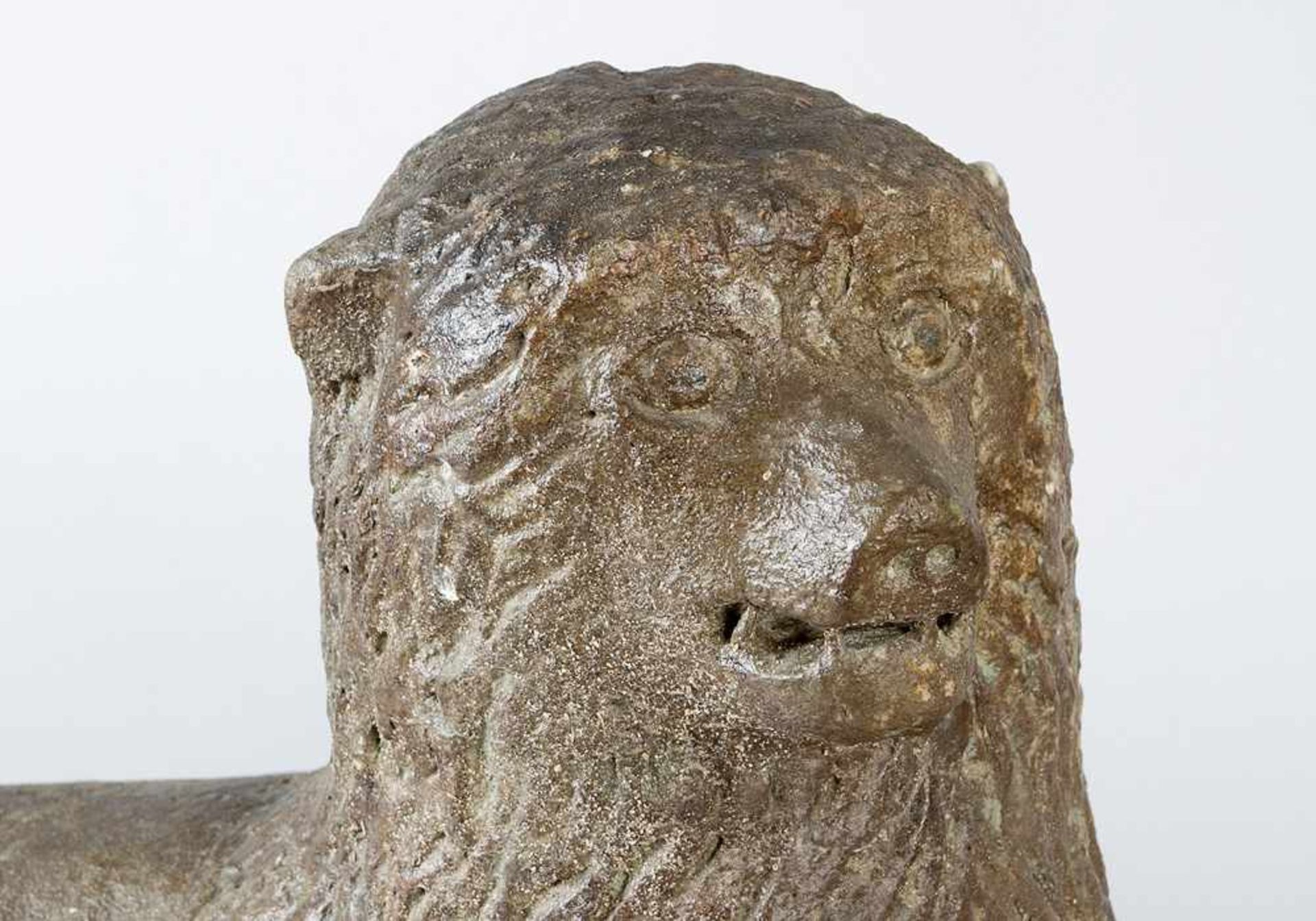 European Sculptor, Central European lion sculpture in naturalistic manner. Possibly sandstone with - Bild 3 aus 3