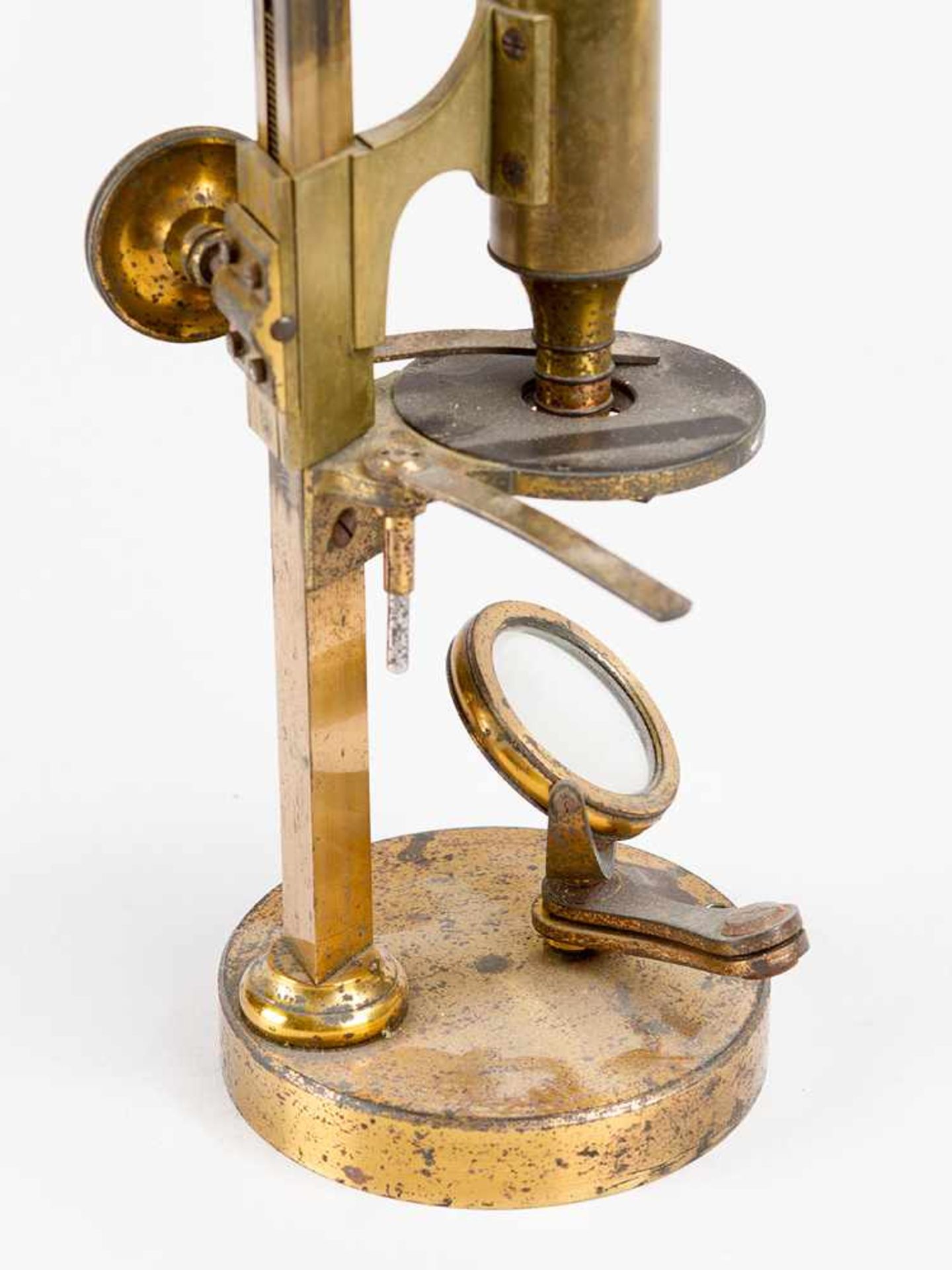 Vienna Microscope, probably by the Plössl Manufacture, gilded and polished brass, adjustable, - Bild 3 aus 3