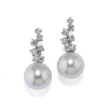 BOUCLES D'OREILLES EN OR, PERLES DE CULTURE ET DIAMANTS