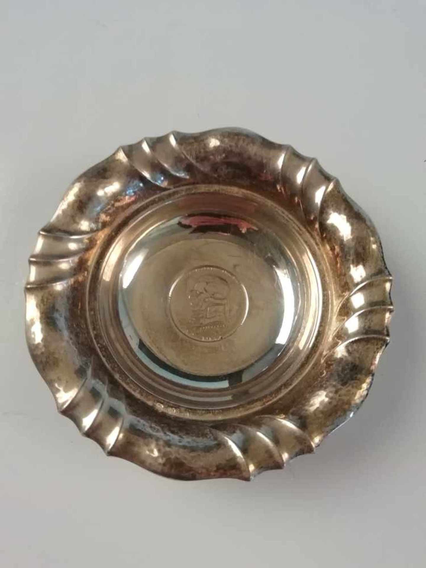 Silber-MünzschaleSilber 800, 2 Schilling, Österreich, Josef Haydn, 1732-1932,gehämmerte Wandung, 69,