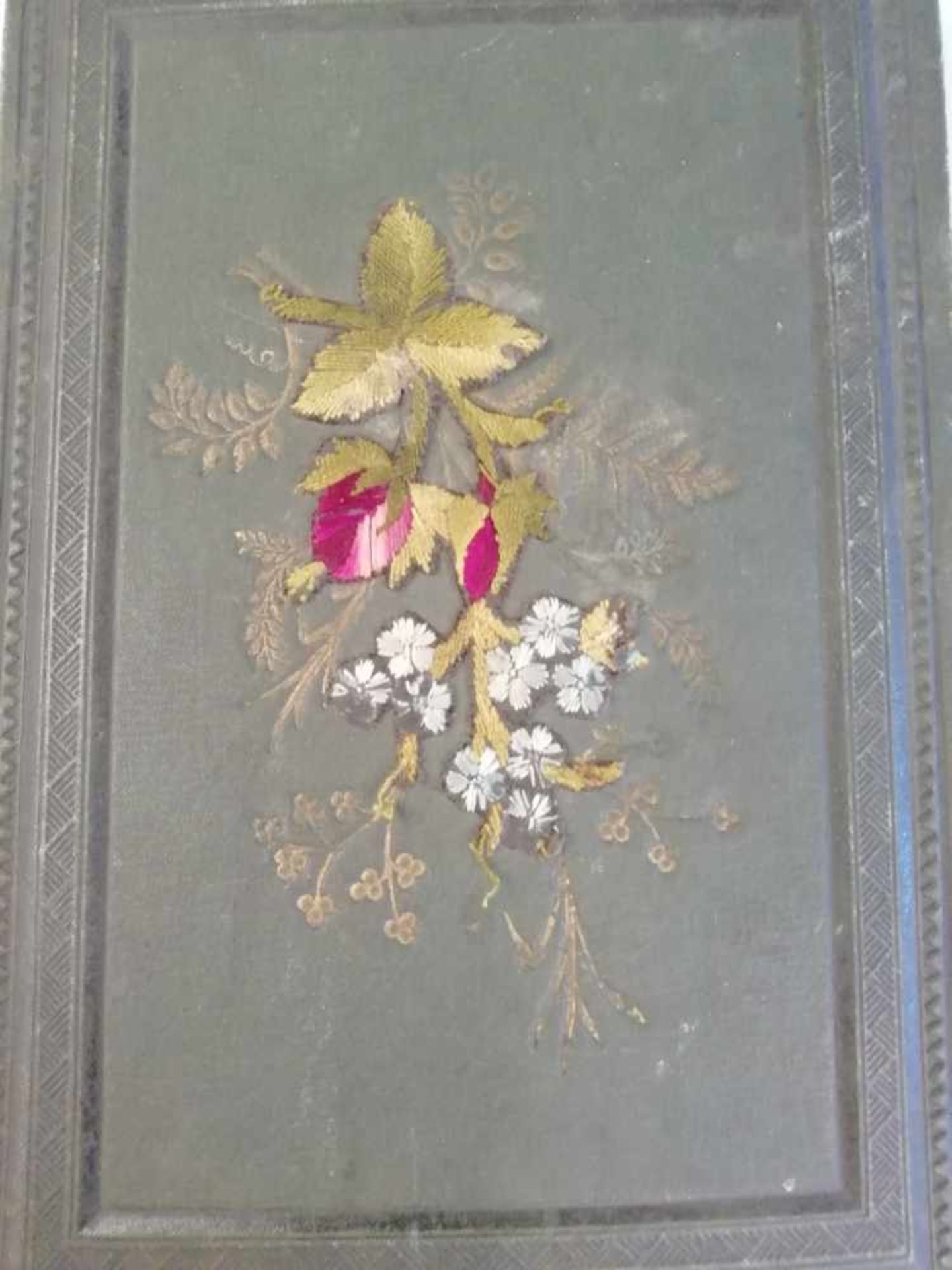 Andenken- und Erinnerungsbuch um 1888handgeschrieben mit Tinte, farbige Klebemotive, grüner
