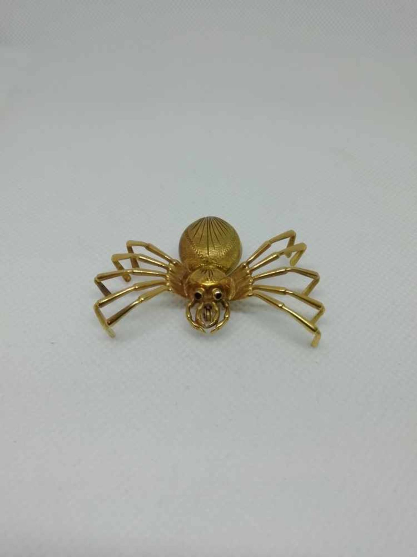 Brosche, Spinne Gold 750, Augen in Form von Schmucksteinen, 11,5g;