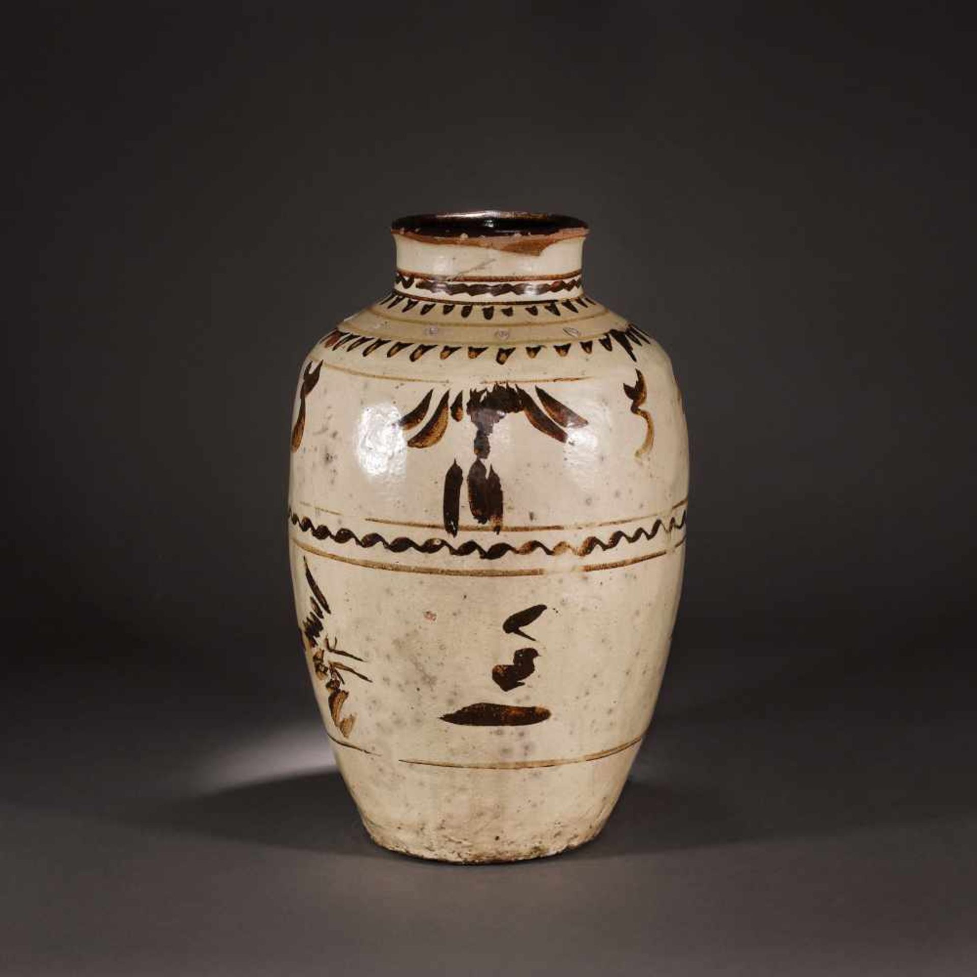 Impressive Cizhou wine vessel, glazed ceramics, end of the Yuan Era, China, mid 14th - Bild 2 aus 4