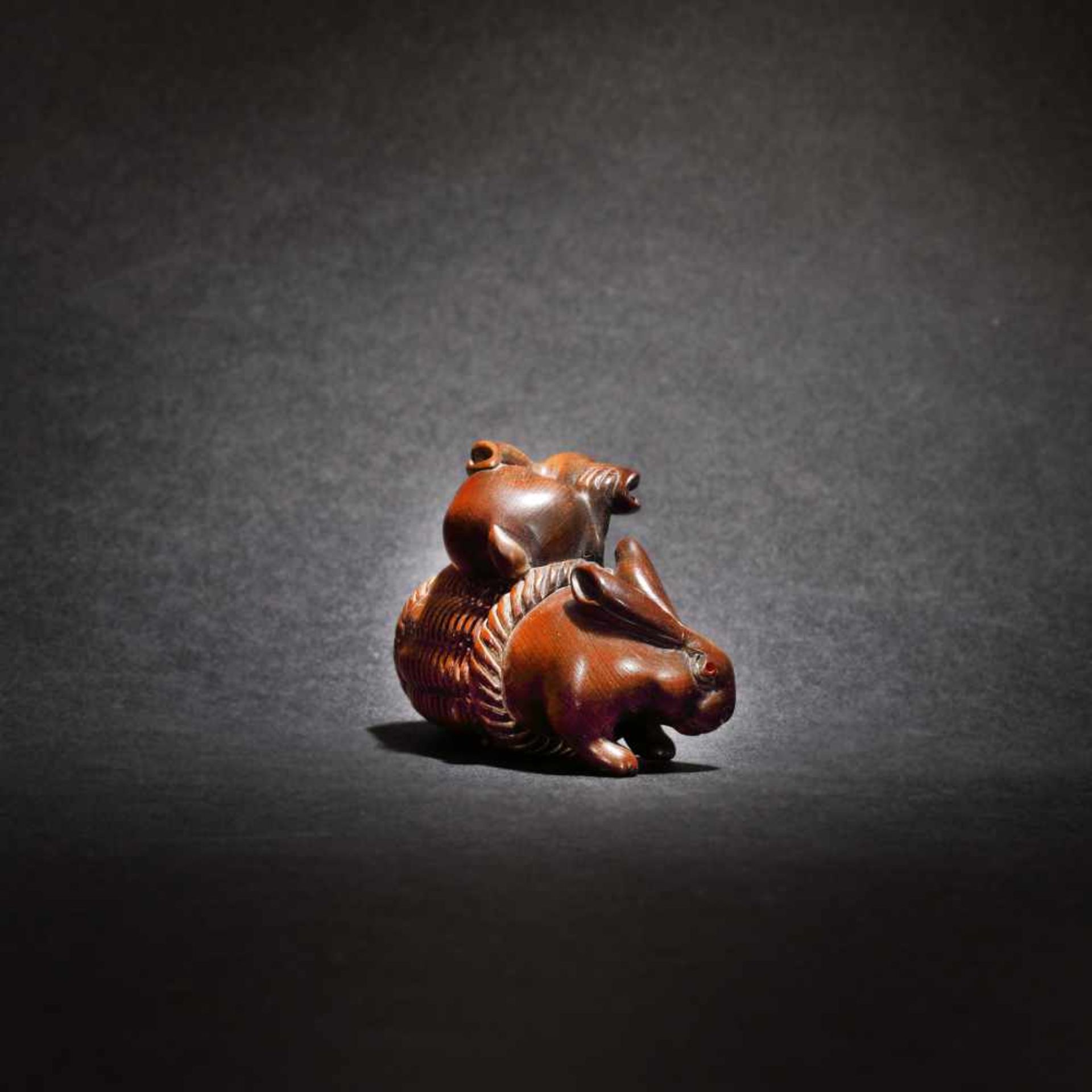 Wooden Netsuke of two rabbits, signature: Nissho, Meiji Era, Japan, the 19th centuryWooden Netsuke - Bild 4 aus 4