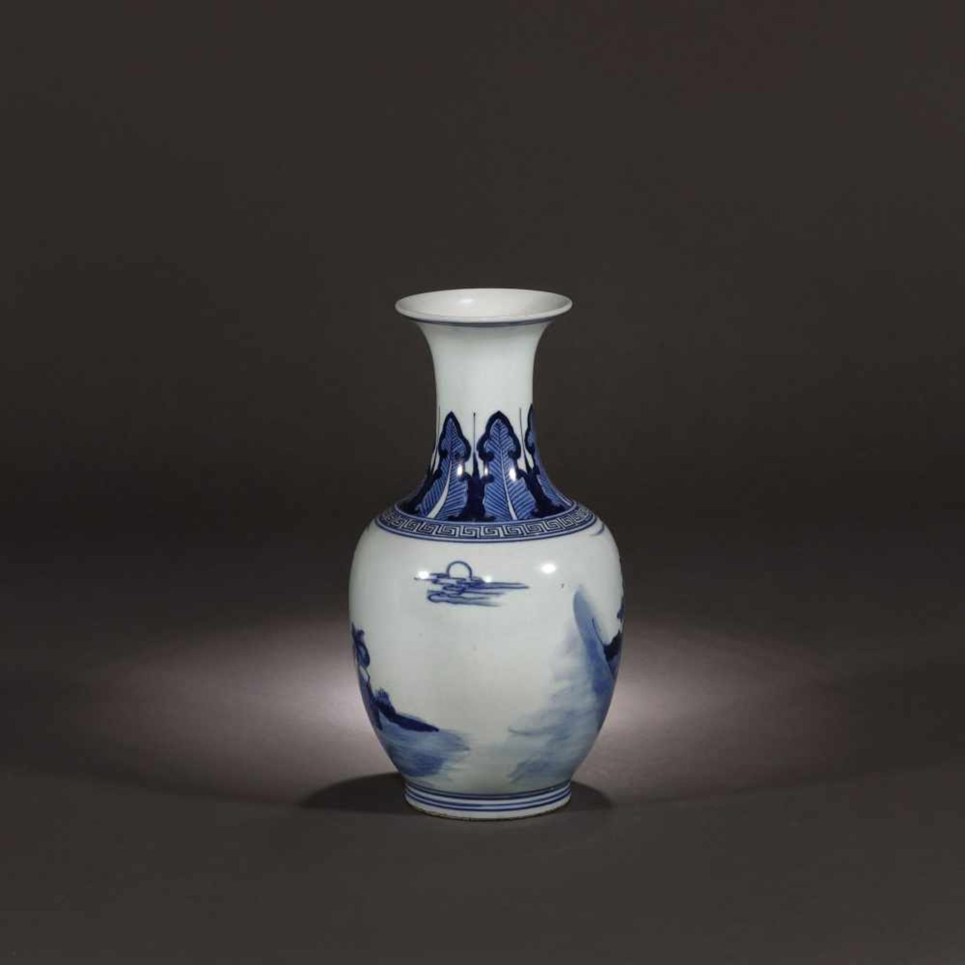 Porcelain vessel illustrating a scholar, bearing the Kangxi mark, Kangxi Period, China, ca. 1662- - Bild 4 aus 7