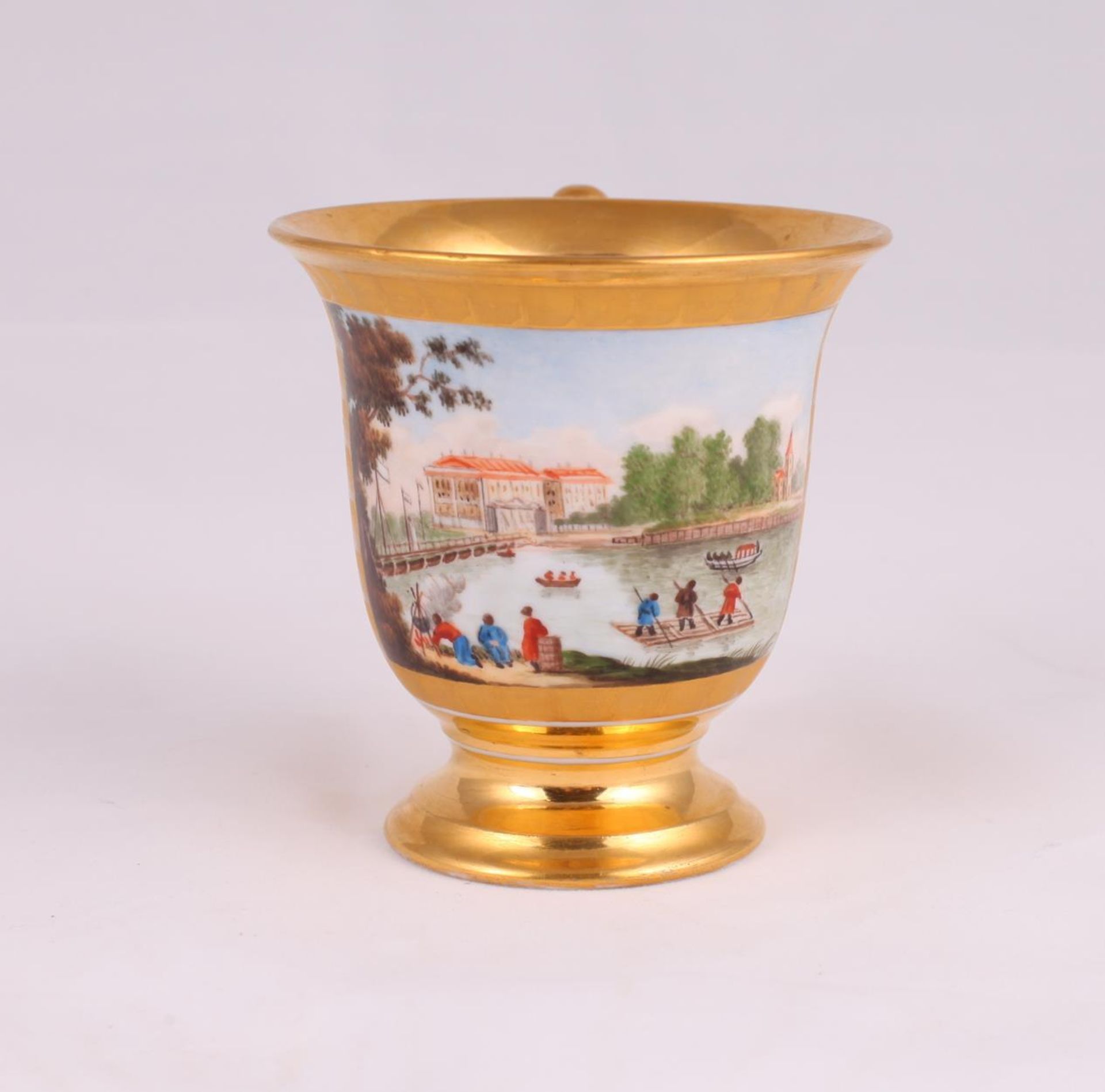 Cup "Harbor at the Palace" with flower painting.[Russia]. 1850s. Porcelain, gilding, painting. - Bild 3 aus 4