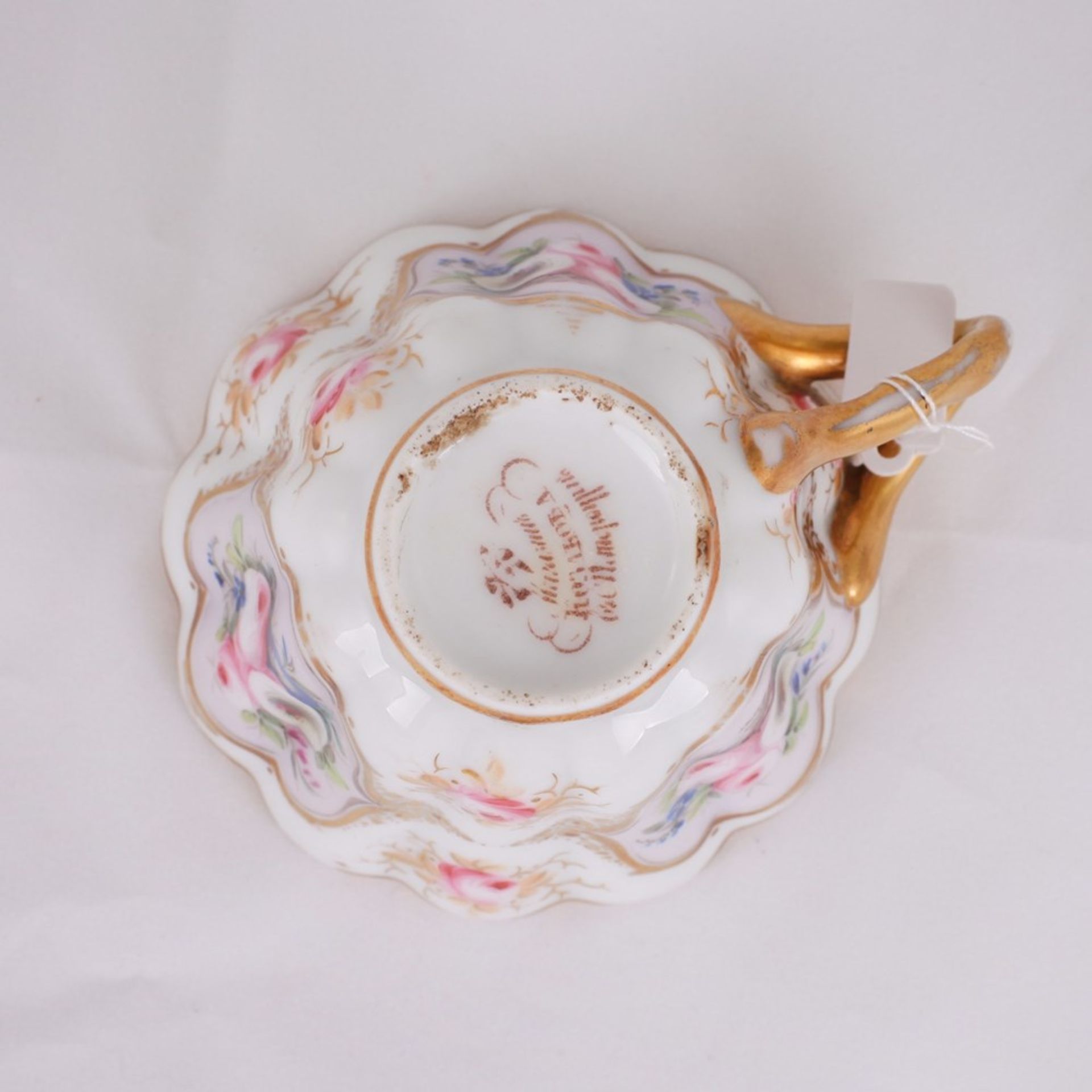 Tea cup and saucer set with flower painting. Kudinov Porceline Factory (?). Russia. 1820s. - Image 10 of 10