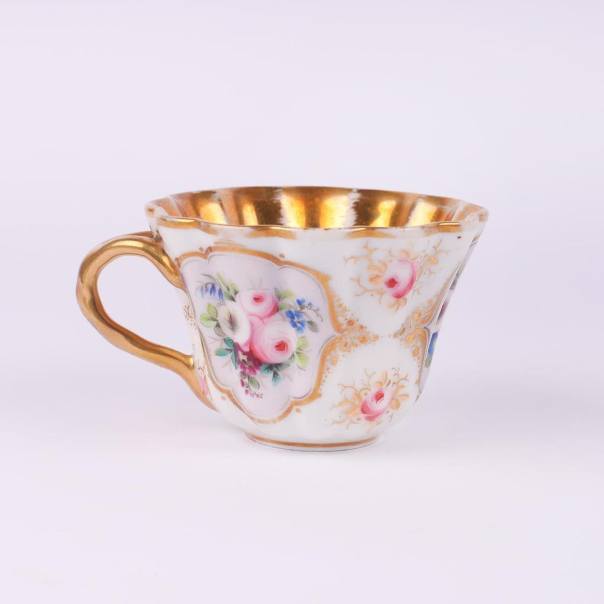 Tea cup and saucer set with flower painting. Kudinov Porceline Factory (?). Russia. 1820s. - Image 6 of 10