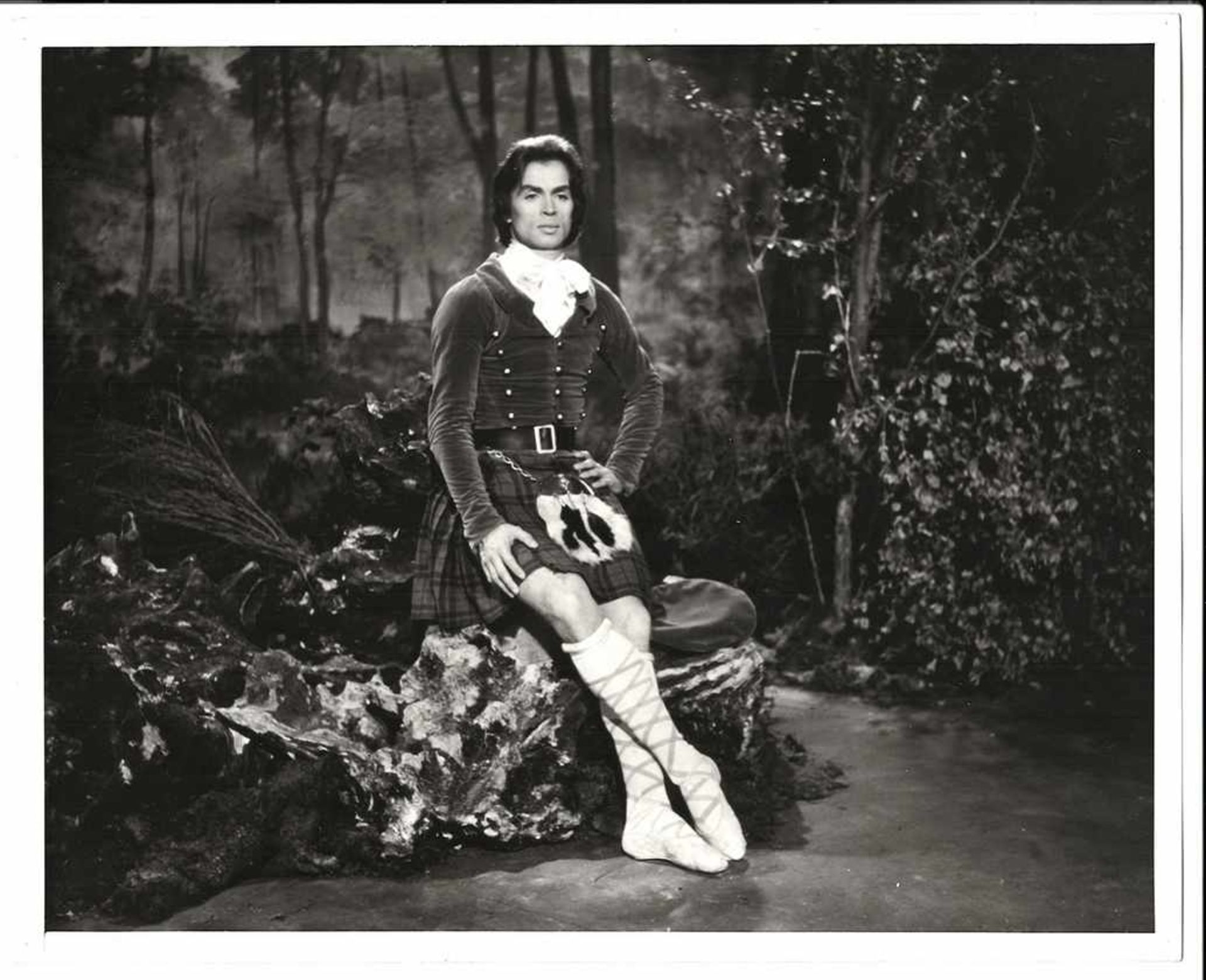 Rudolf Nureyev on stage. Photograph. [Second half of the XX century]. 20,6x25,4 cm.Gelatin Silver