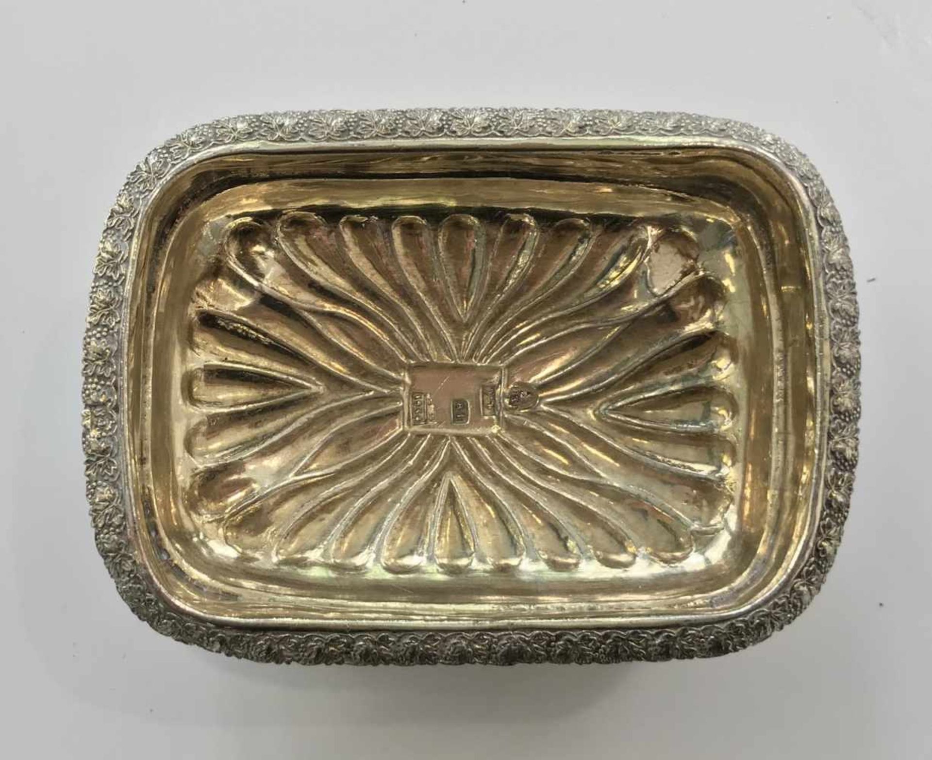 Silver salt cellar. 1834.Russia, Moscow. Silver, gilding, casting, chasing, mount. Size - 3.7x7 - Bild 2 aus 2