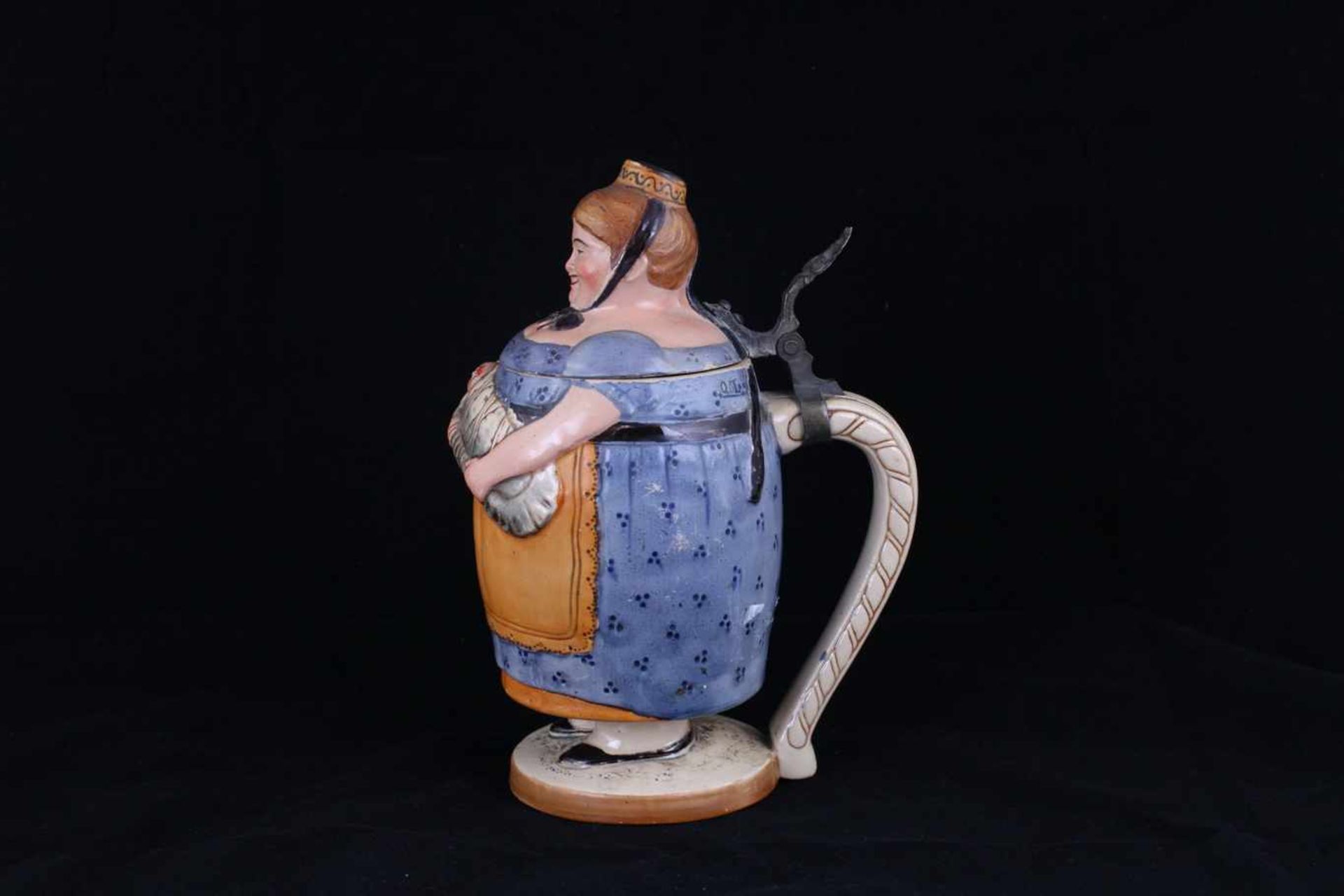 Germany. Porcelain, modeling, polychrome painting, gilding, metal fittings. Height - 21 cm, diameter - Bild 3 aus 4