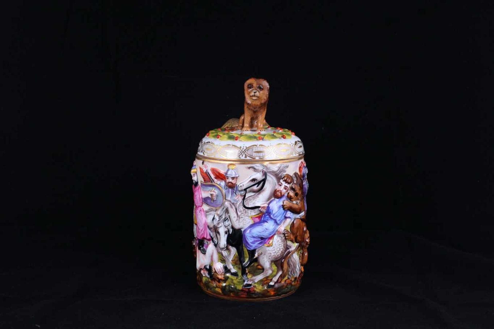 Beer stein with genre scenes. Capodimonte. [1900s].Germany. Porcelain, modeling, polychrome - Bild 2 aus 4