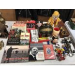 A MIXED GROUP OF ITEMS TO INCLUDE MAN UTD MEMORABILIA, CLOWN MODEL, BOXED CHESS SET (PIECES MISSING)